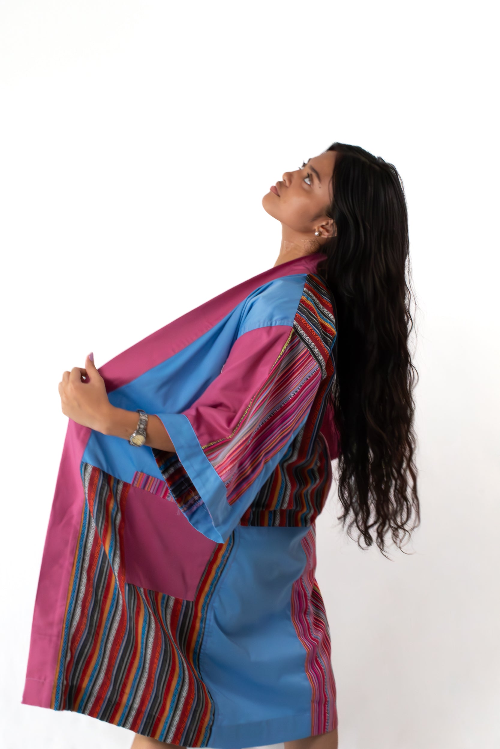 ✦ Isla Moonrise - Süßer rosa-blauer Ethno-Kimono mit Außentaschen