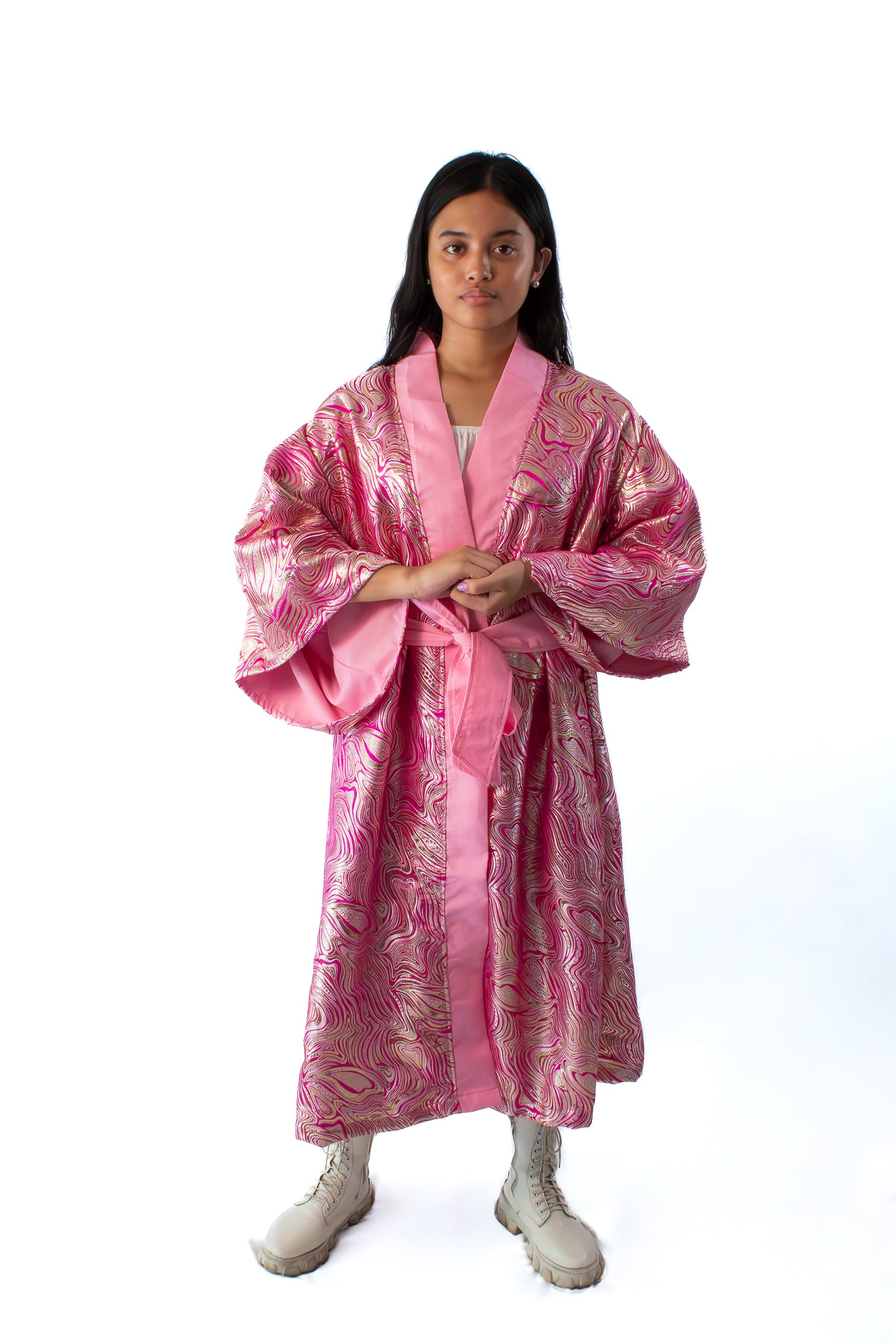 ✦ Pink Duality - Extravagant Reflective Patterned Kimono with Cotton Lining