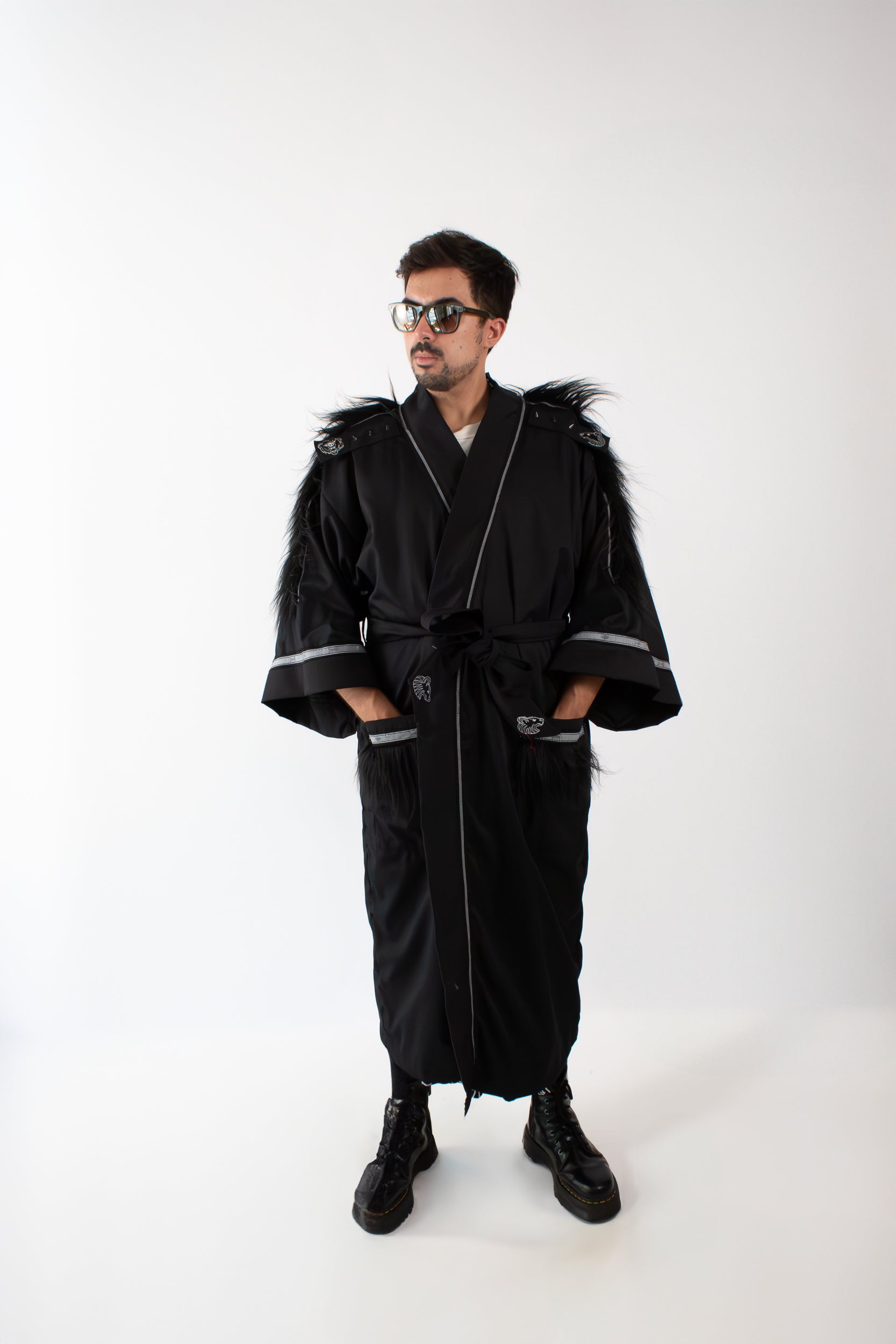 ✦ Oso Berlin - Ferocious Black Bear Kimono with Hand-Woven Fabric, Faux Fur & Embroidery