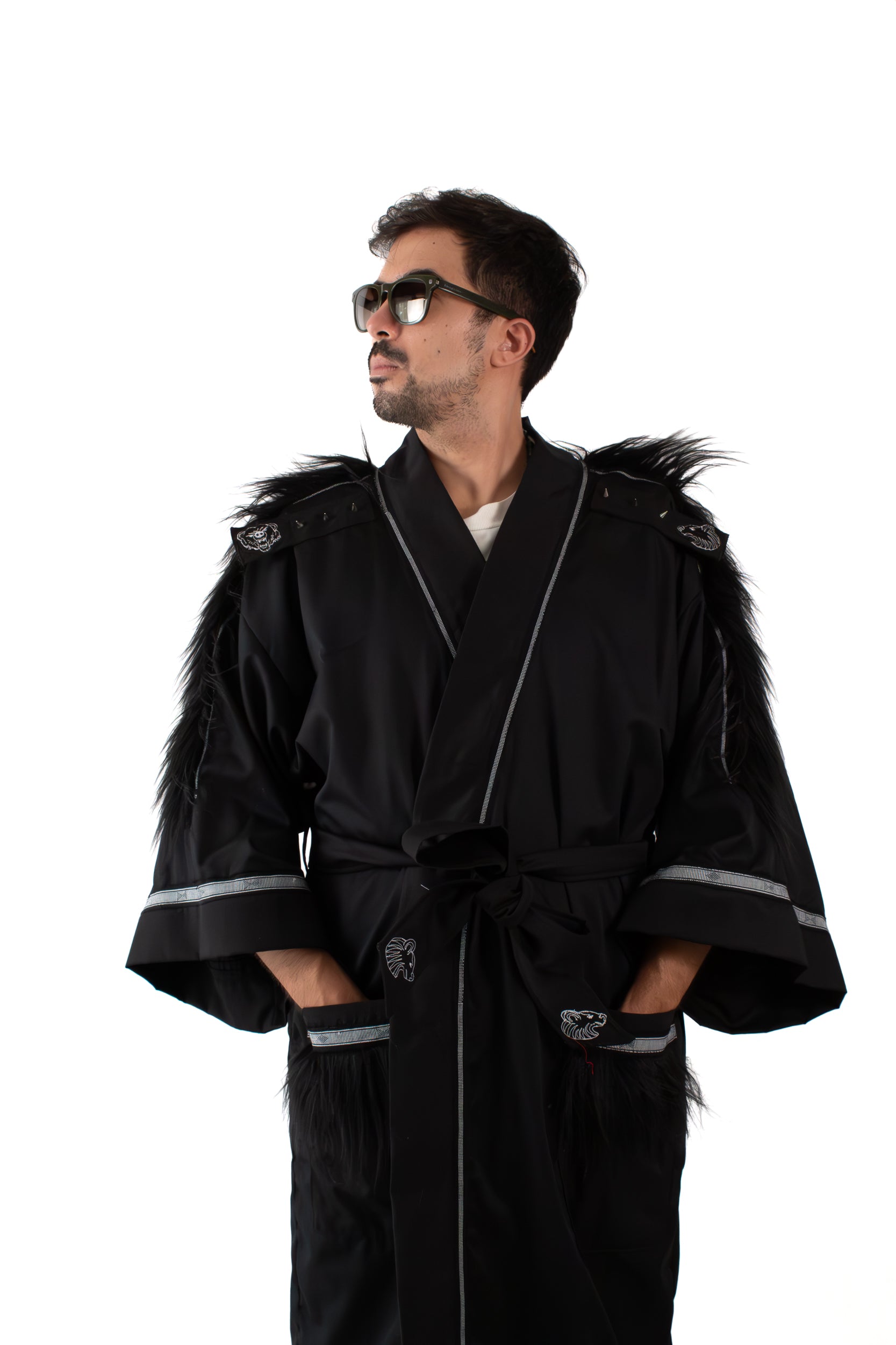 ✦ Oso Berlin - Ferocious Black Bear Kimono with Hand-Woven Fabric, Faux Fur & Embroidery