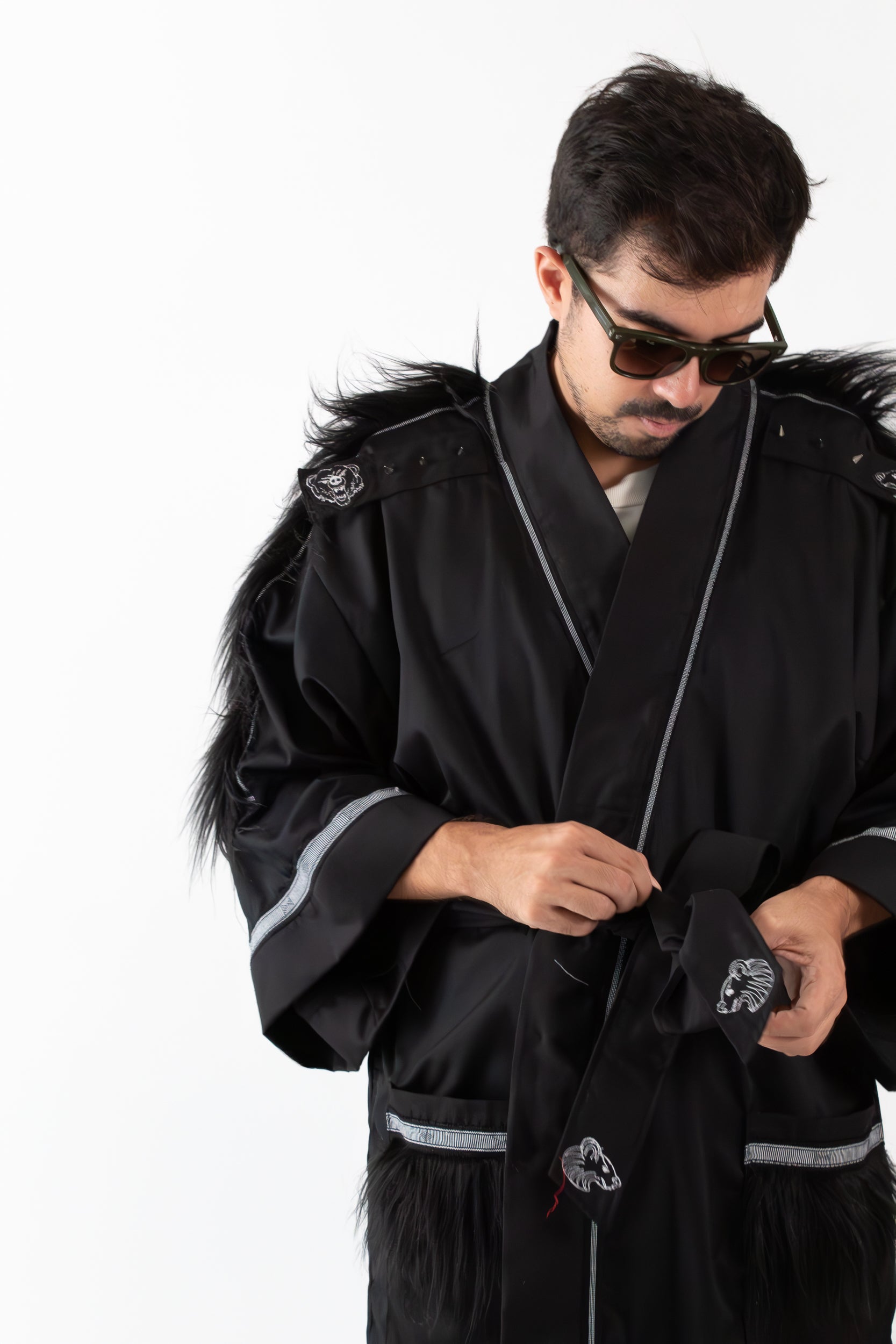 ✦ Oso Berlin - Ferocious Black Bear Kimono with Hand-Woven Fabric, Faux Fur & Embroidery