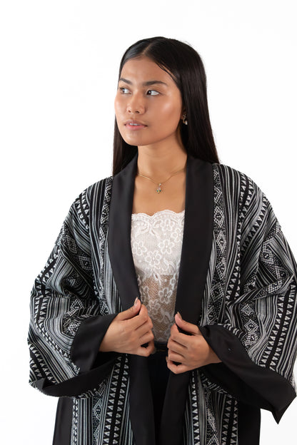 ✦ Sinag Lines - Ethnic Black & White Kimono with Cotton Lining