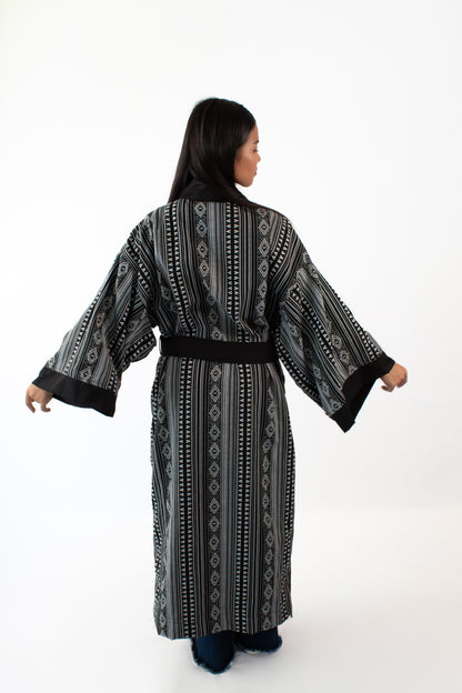 ✦ Sinag Lines - Ethnic Black & White Kimono with Cotton Lining