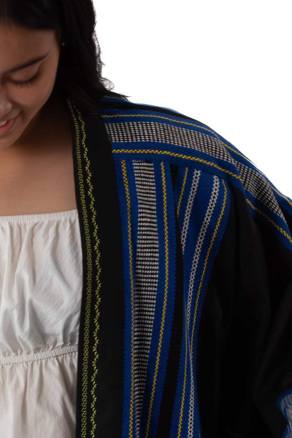 ✦ Baguio Asul – Kraftvoller blauer Kimono mit authentischem philippinischen handgewebten Stoff