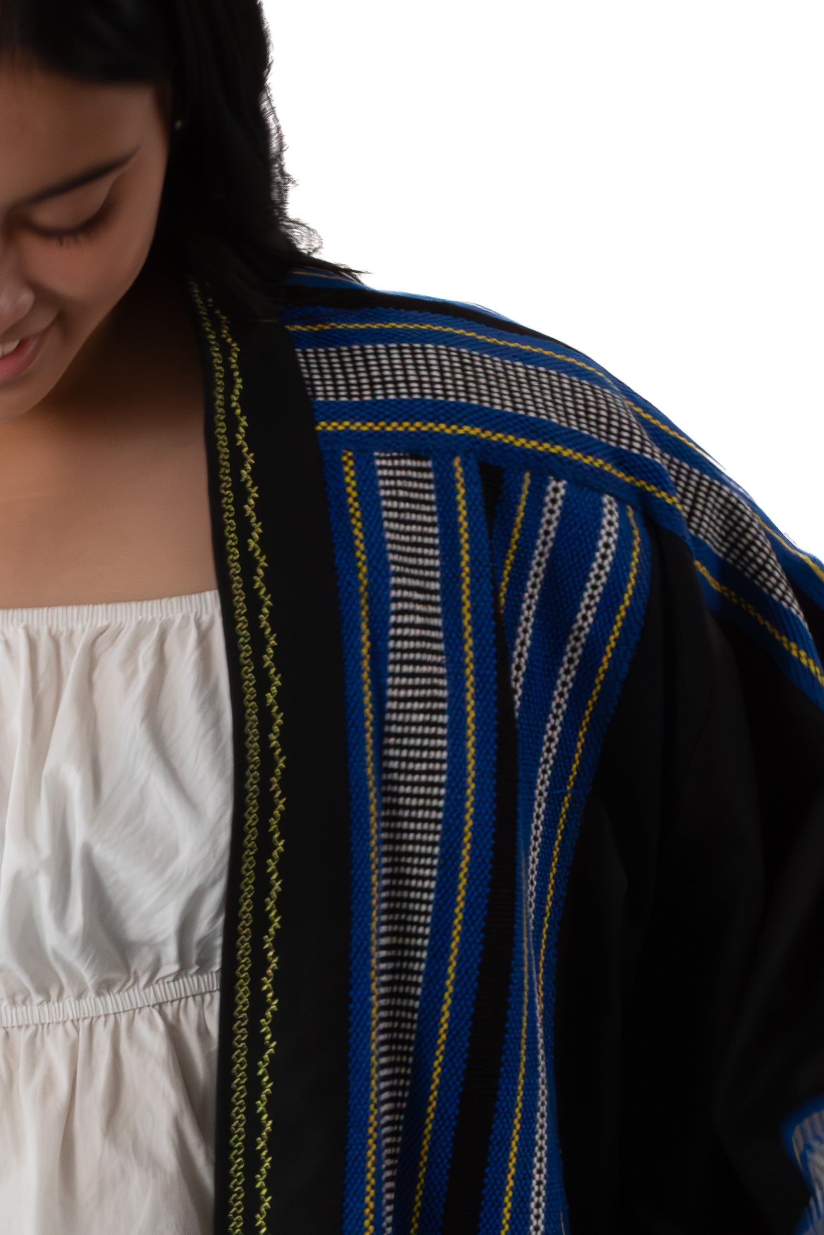 ✦ Baguio Asul – Kraftvoller blauer Kimono mit authentischem philippinischen handgewebten Stoff