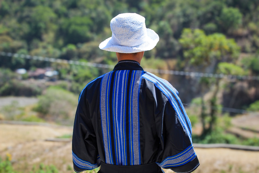 ✦ Baguio Asul – Kraftvoller blauer Kimono mit authentischem philippinischen handgewebten Stoff