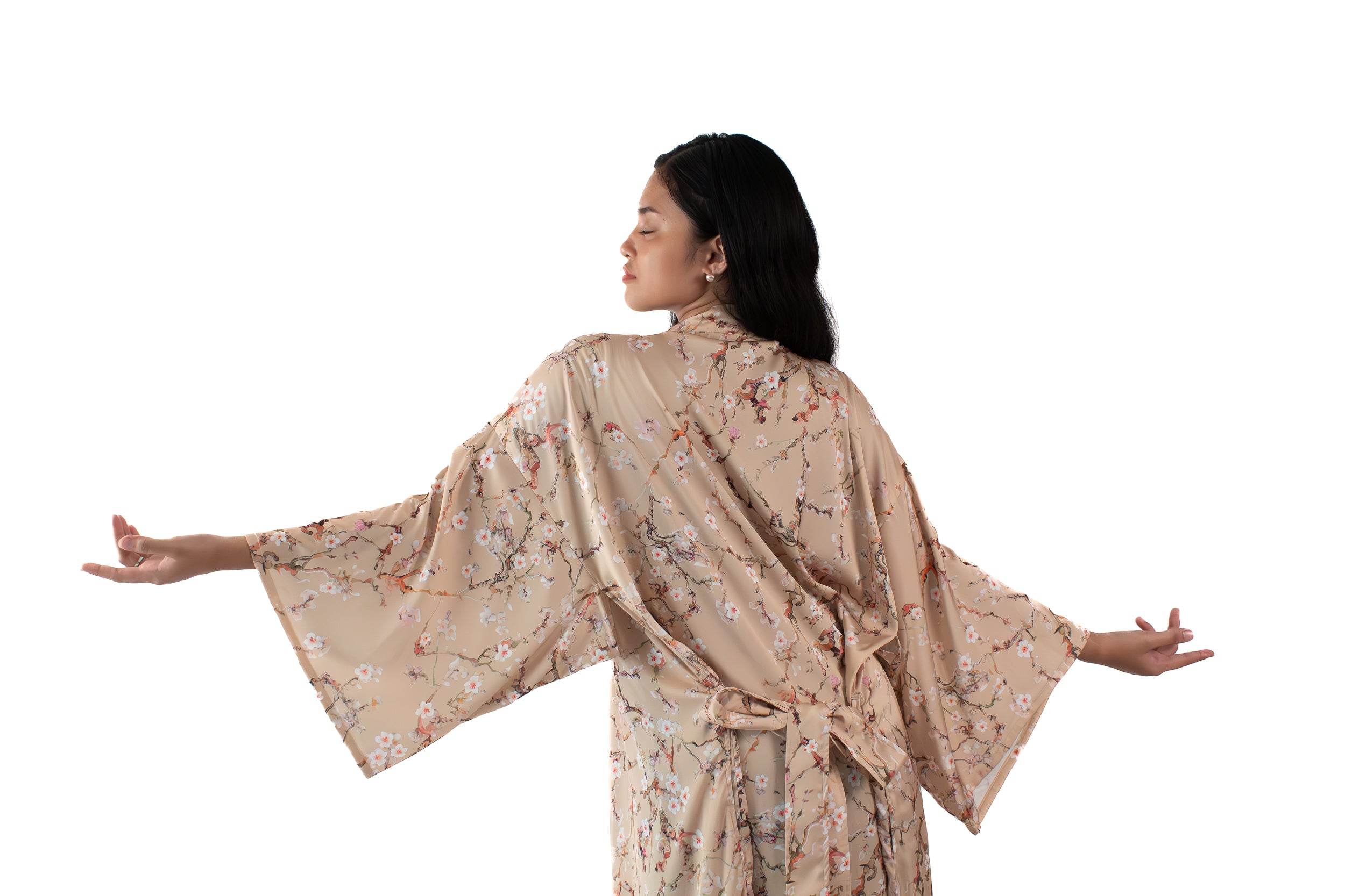 ✦ Silk Ember - Smooth & Long Luxurious Floral Silk Kimono