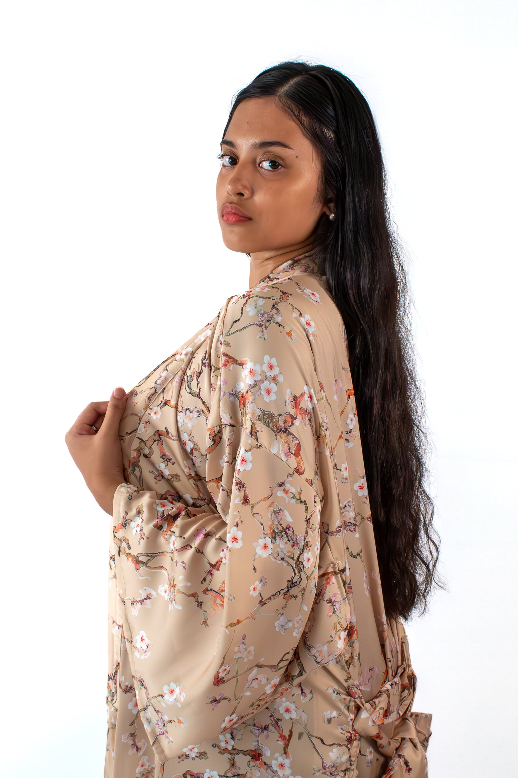 ✦ Silk Ember - Smooth & Long Luxurious Floral Silk Kimono