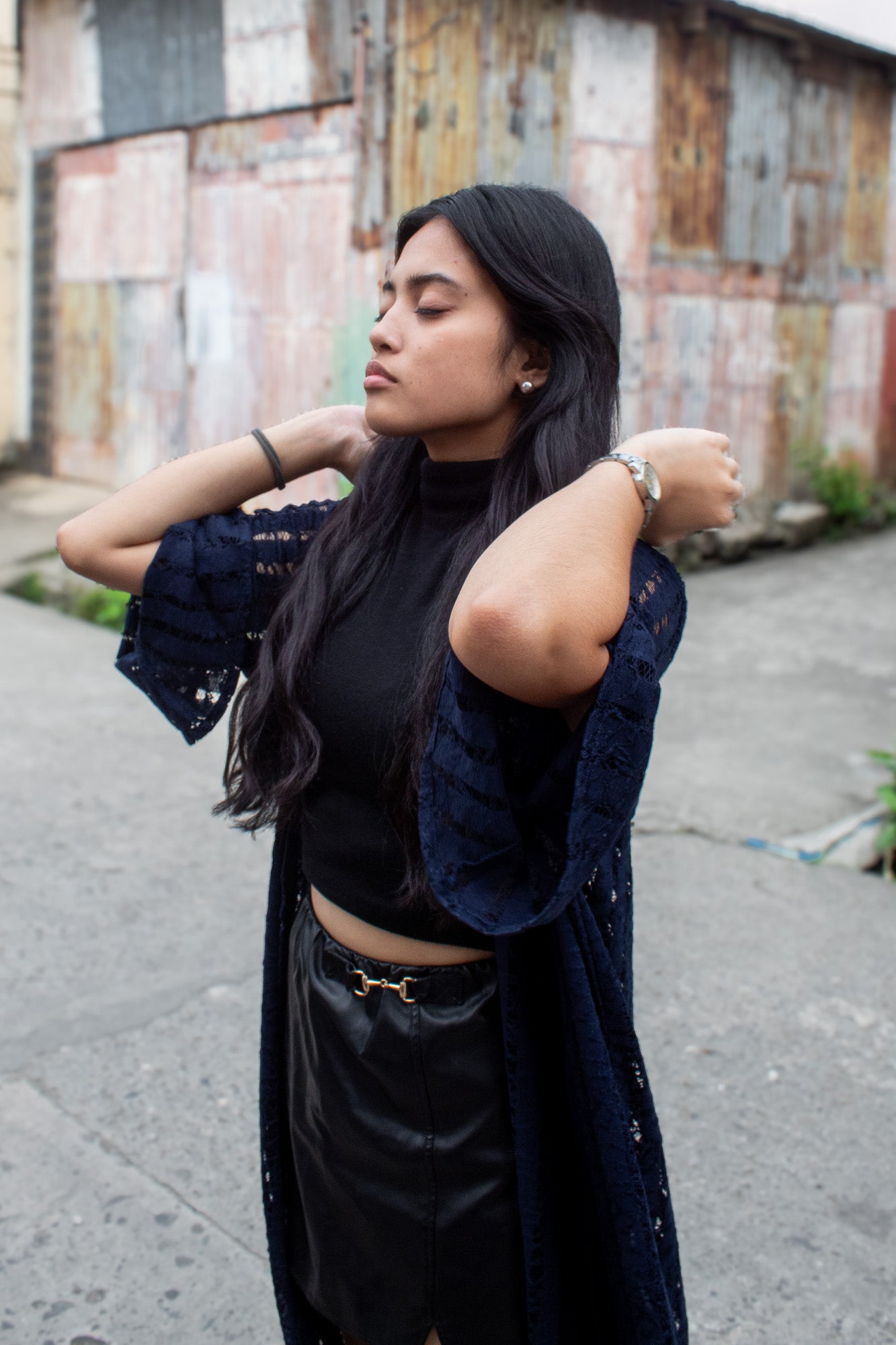 ✦ Midnight Lace - Lightweight & Open-Weaved Navy Blue Lace Kimono with Hood