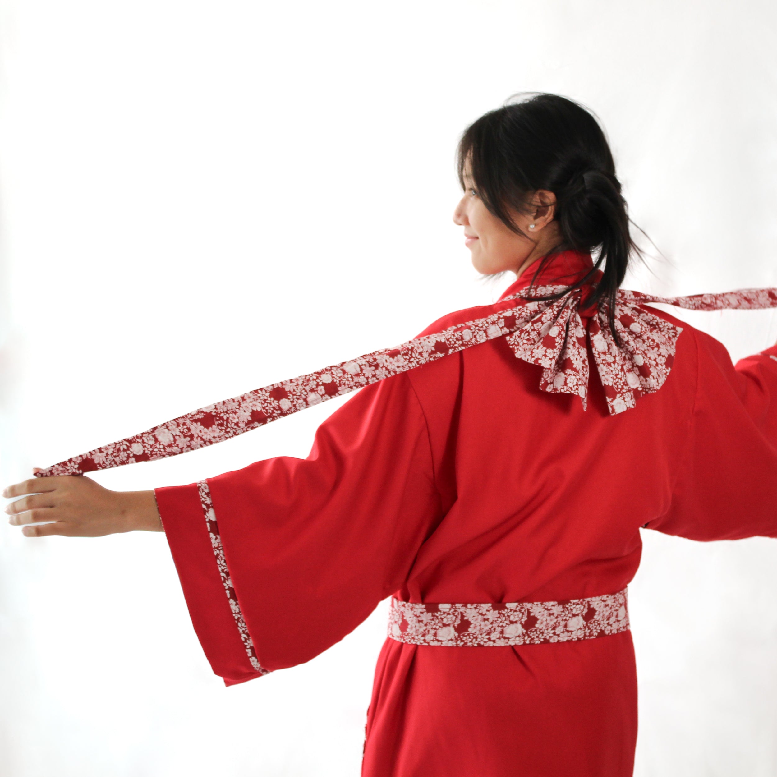 ✦ Twin Blooms - Reversible Floral Red Kimono with Large Ribbon on Back