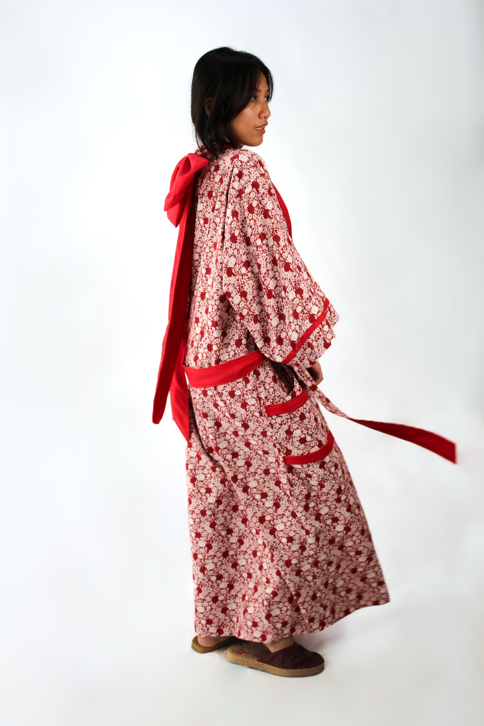 ✦ Twin Blooms - Reversible Floral Red Kimono with Large Ribbon on Back