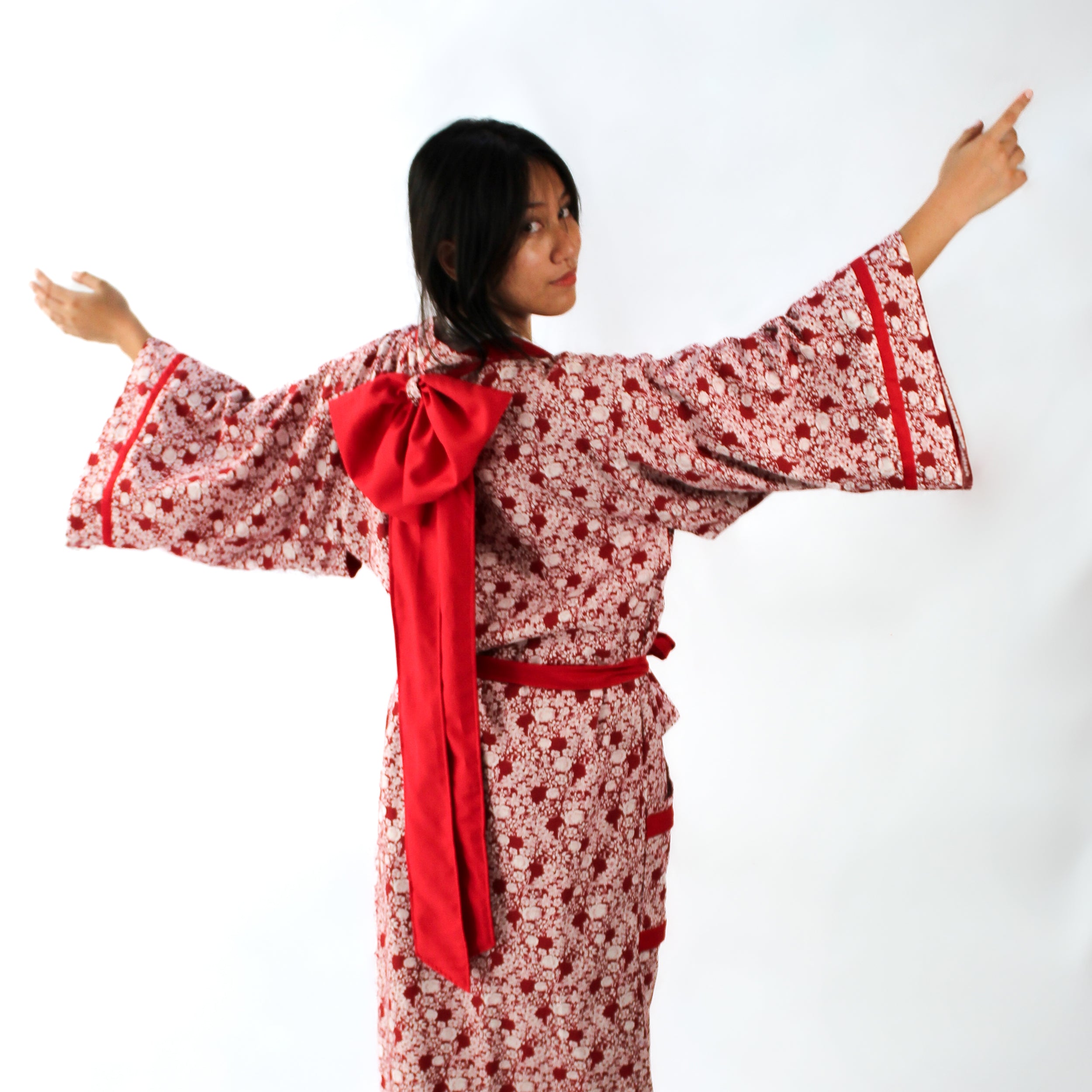 ✦ Twin Blooms - Reversible Floral Red Kimono with Large Ribbon on Back