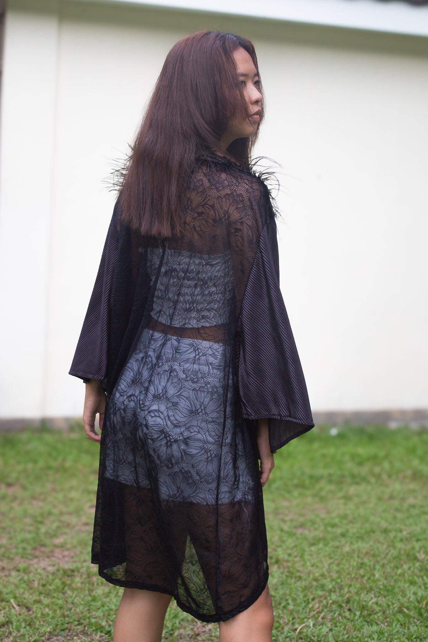 ✦ Feather Eclipse – Black Sheer Lace Kimono with Pleated Sleeves and Feathered Shoulders