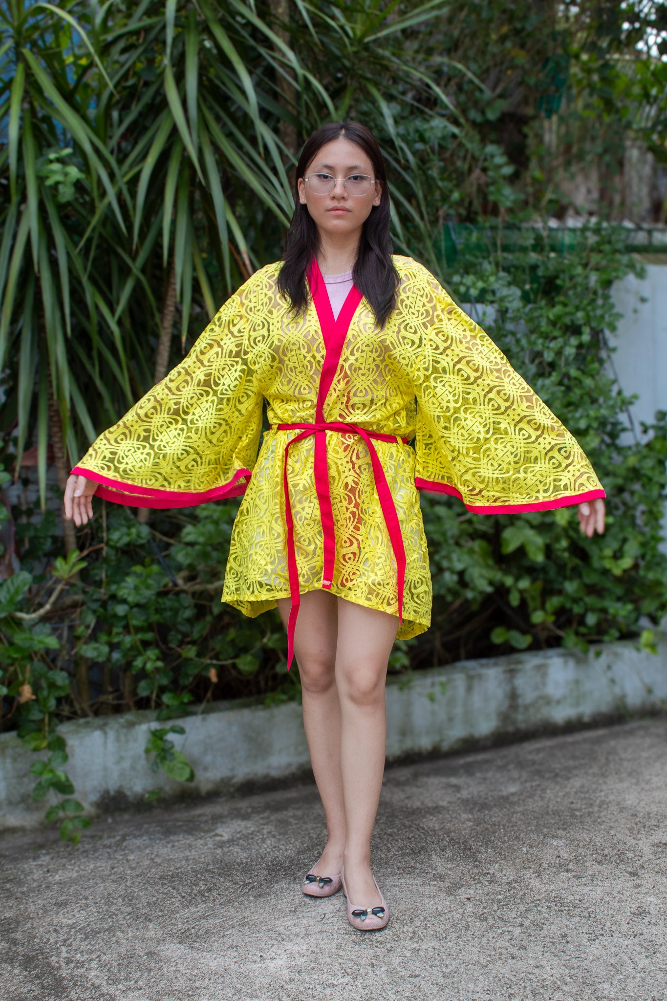 ✦ Citrus Zest – Vibrant Yellow Lace Kimono with Colored Accents and Intricate Pattern