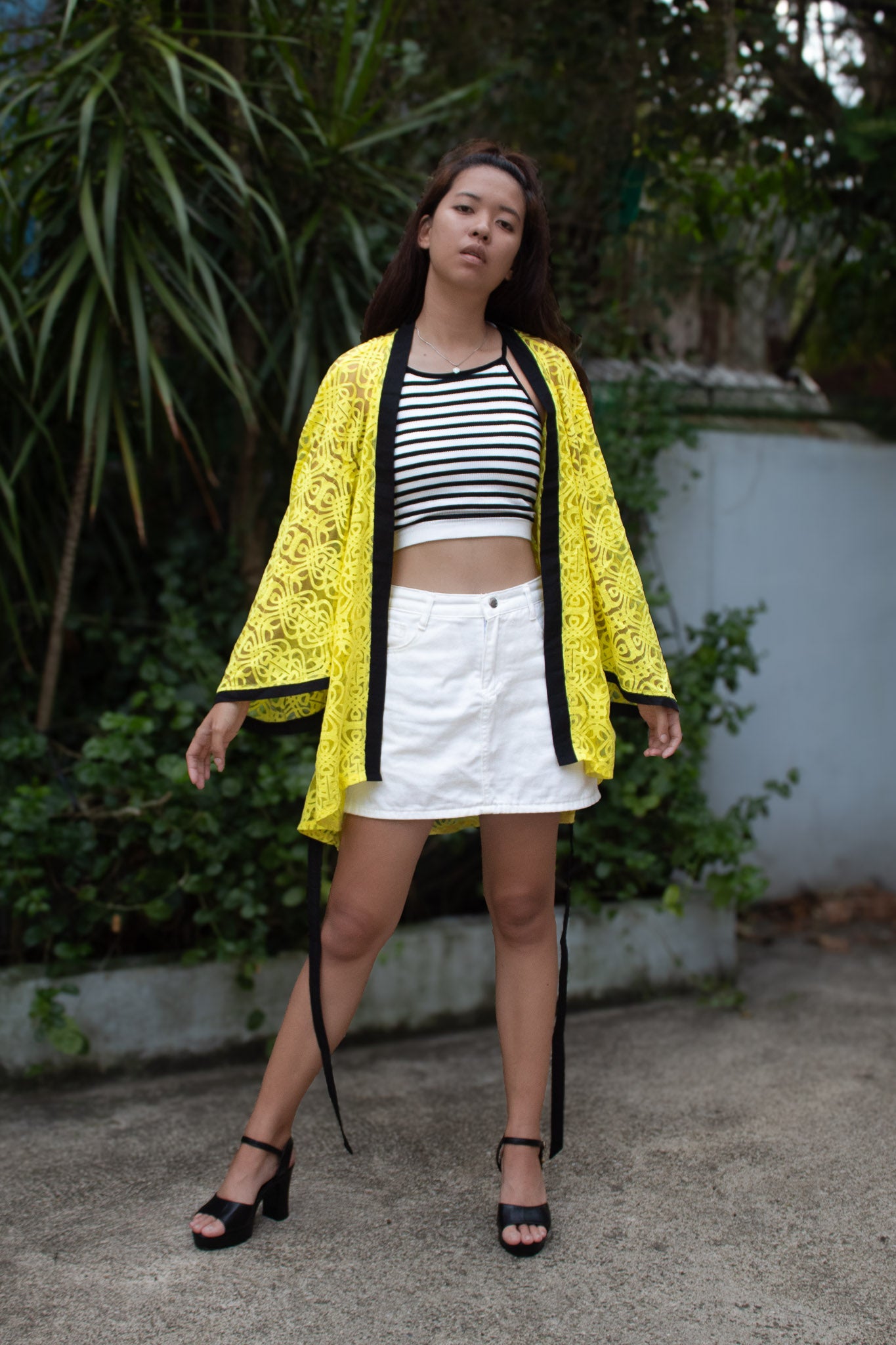 ✦ Citrus Zest – Vibrant Yellow Lace Kimono with Colored Accents and Intricate Pattern