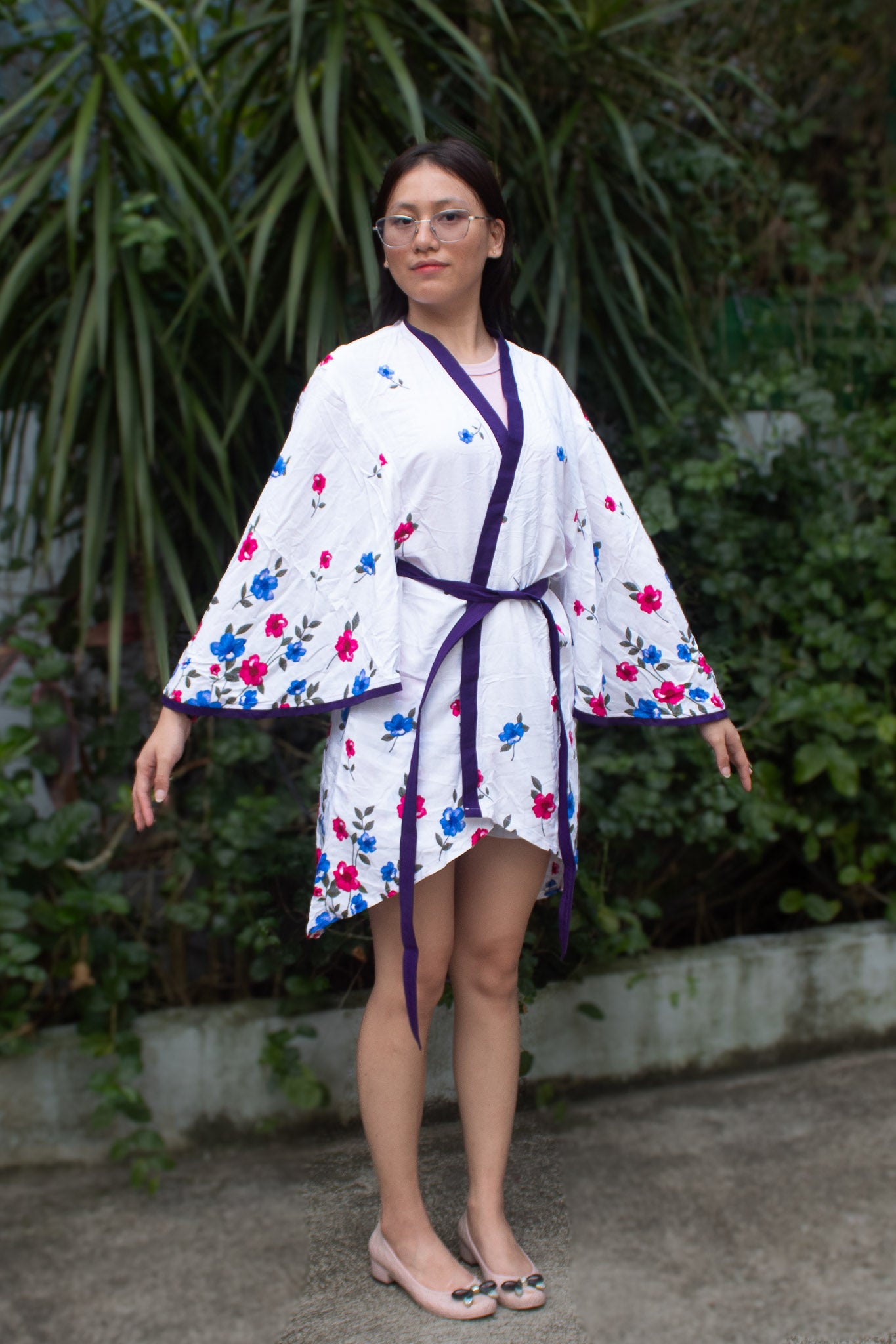 ✦ Bloomtrail Butterfly (Short) – White Cotton Kimono with Floral Motifs in Matching Accents and Butterfly Sleeves