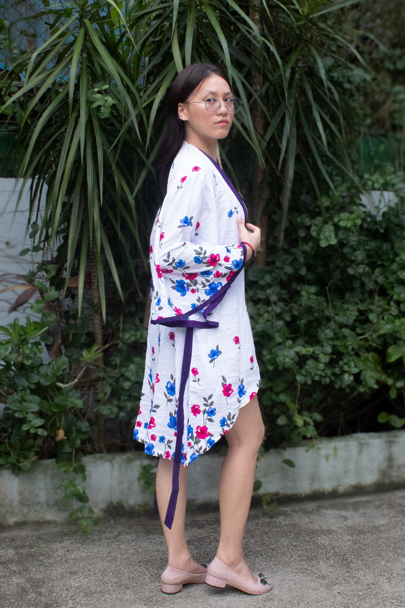 ✦ Bloomtrail Butterfly (Short) – White Cotton Kimono with Floral Motifs in Matching Accents and Butterfly Sleeves