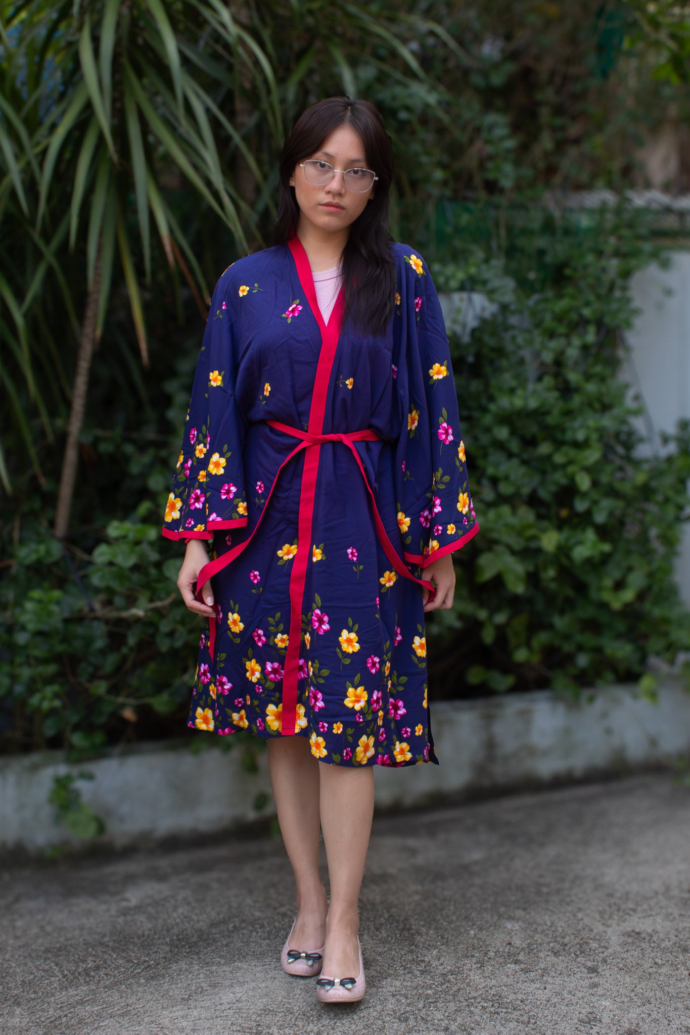 ✦ Midnight Petal Butterfly – Super Soft Navy Blue Floral Cotton Kimono with Butterfly-Sleeves