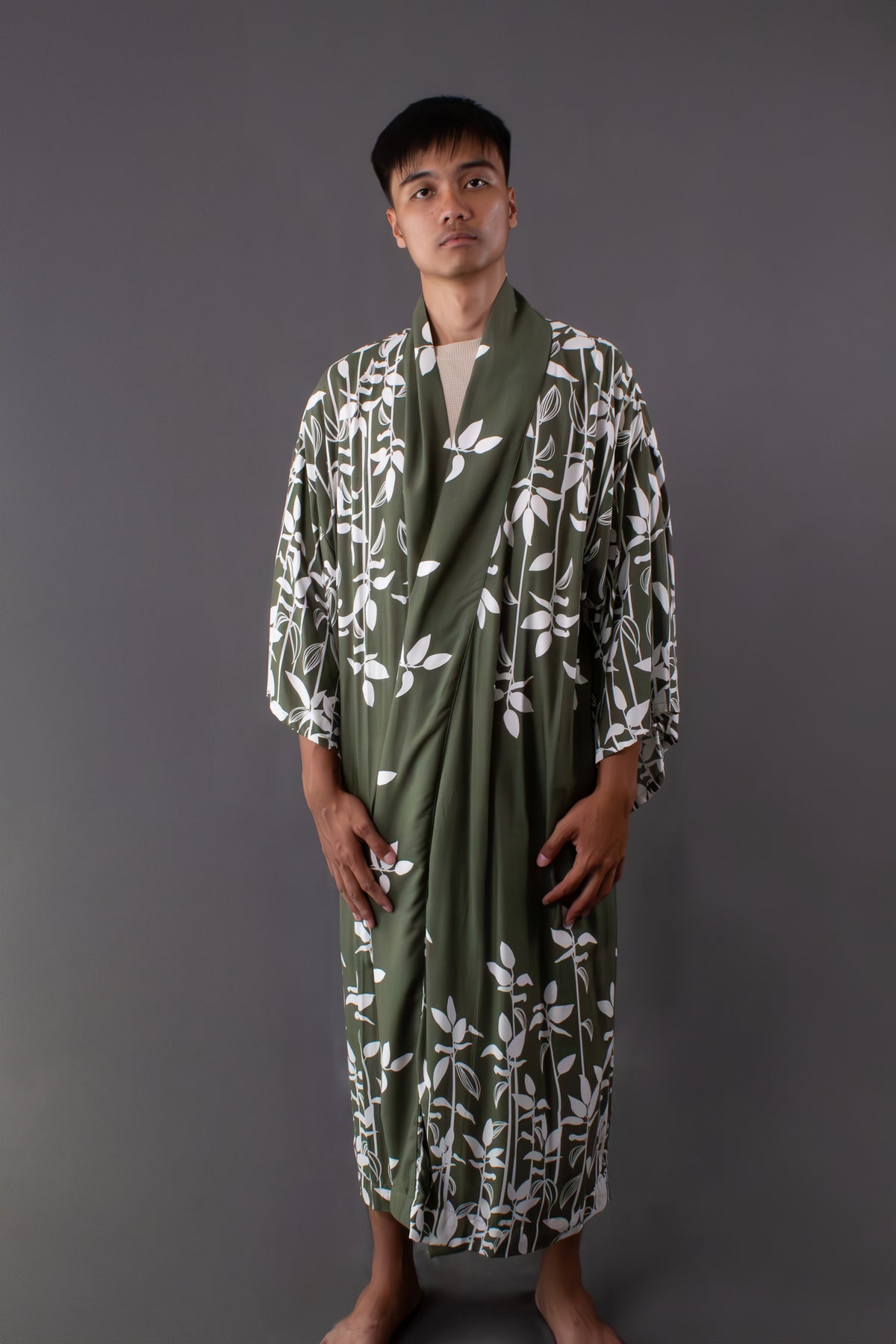 ✦ Dancing Vines – Fließende und weite Kimonos aus Baumwolle mit Blumenmuster