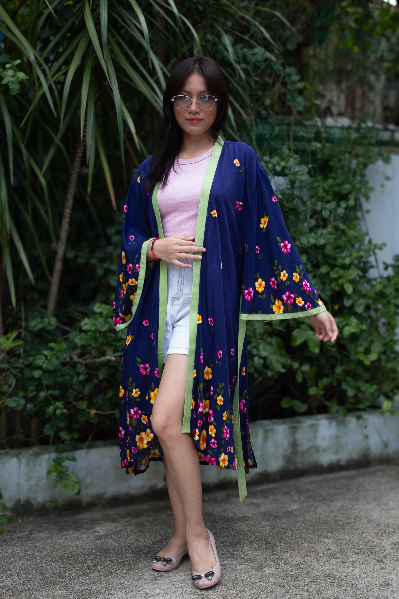 ✦ Midnight Petal Butterfly – Super Soft Navy Blue Floral Cotton Kimono with Butterfly-Sleeves