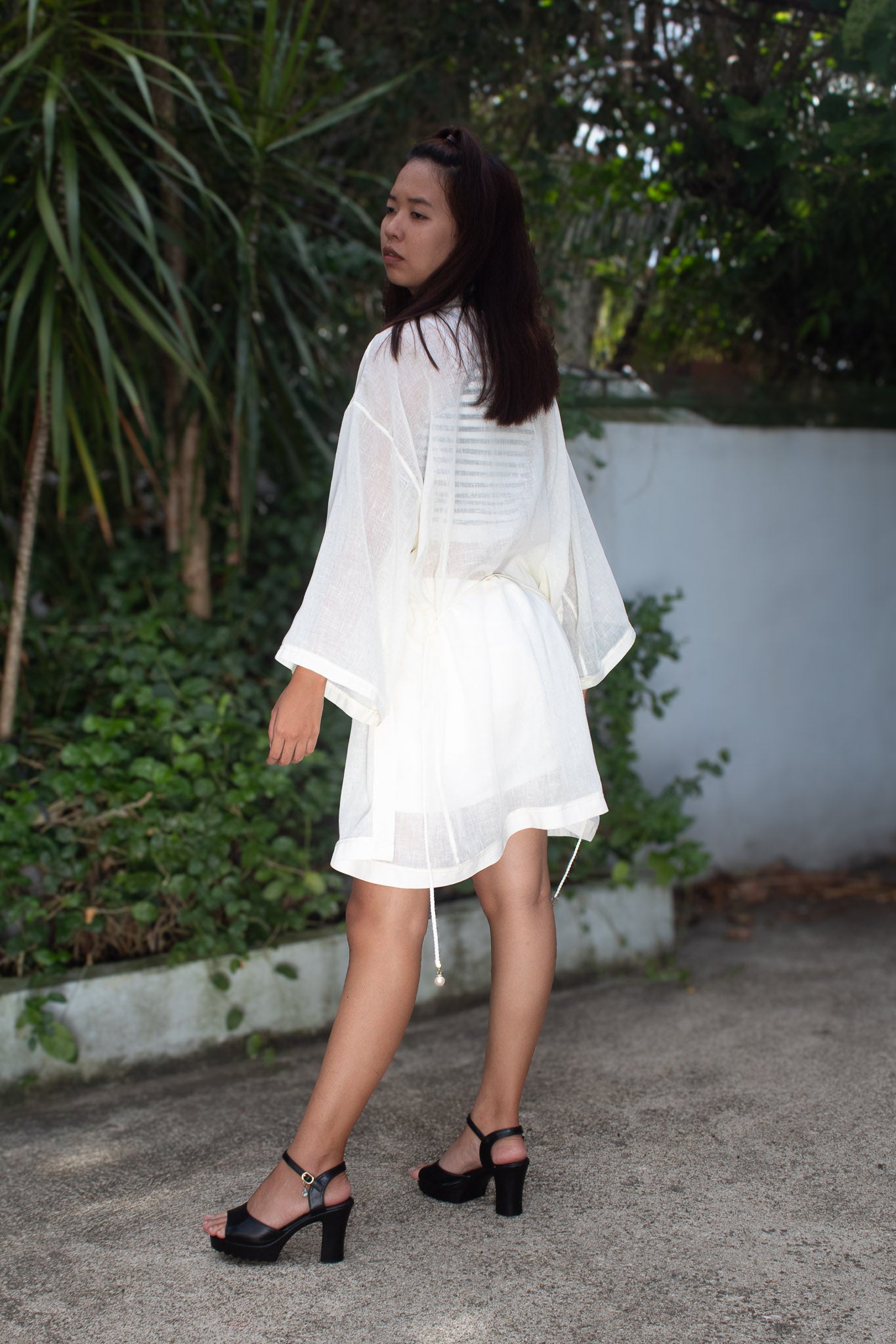 ✦ Cream Drift – Pale Cream Airy Sheer Kimono with Pearl-Tipped Belt