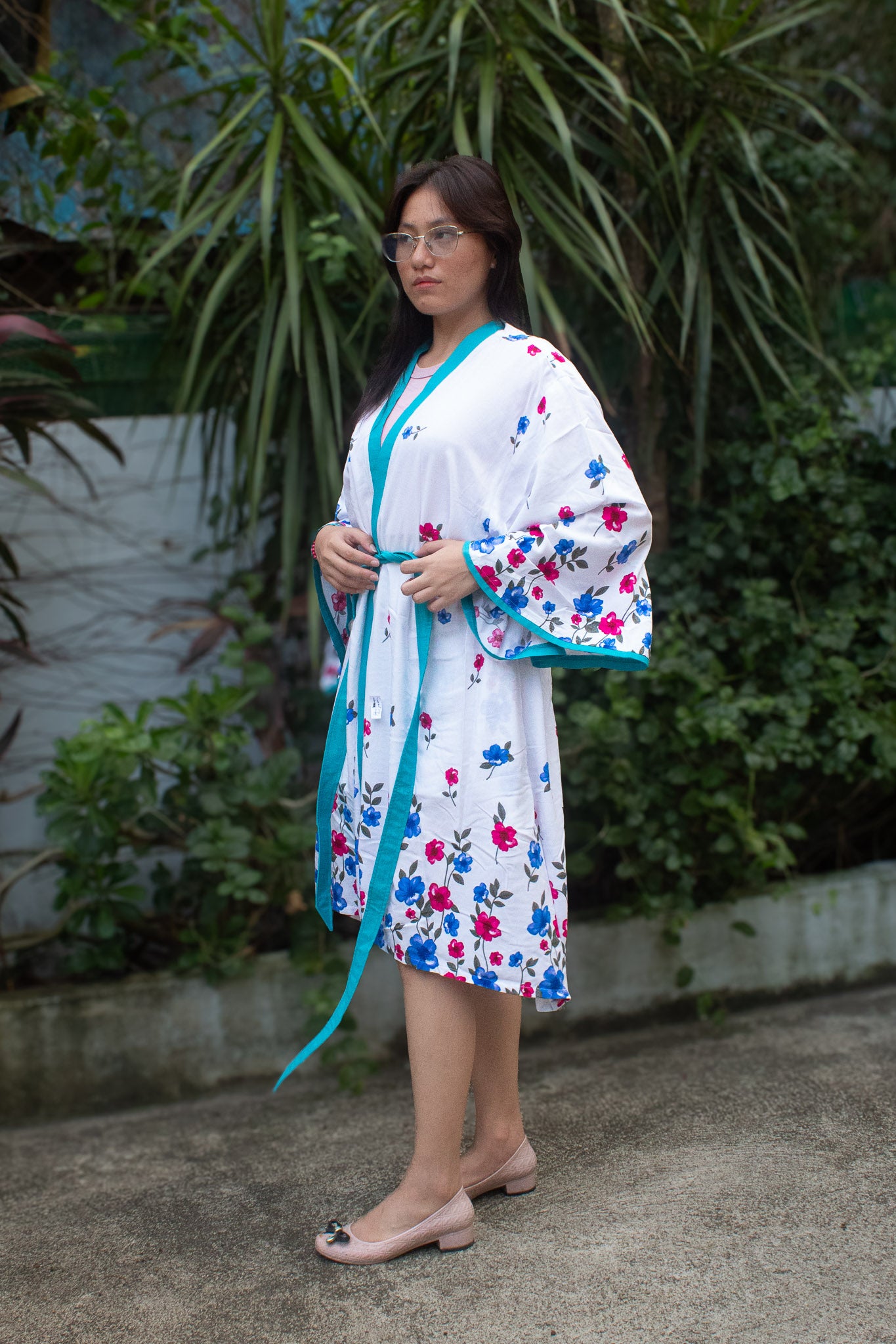✦ Bloomtrail Butterfly (Mid-Length) – White Cotton Kimono with Floral Motifs in Matching Accents and Butterfly Sleeves