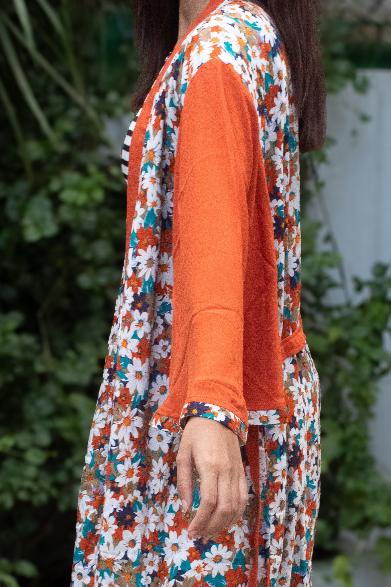 ✦ Field Light – Warm & Drapy Rust Kimono with Floral Print and Butterfly Sleeves
