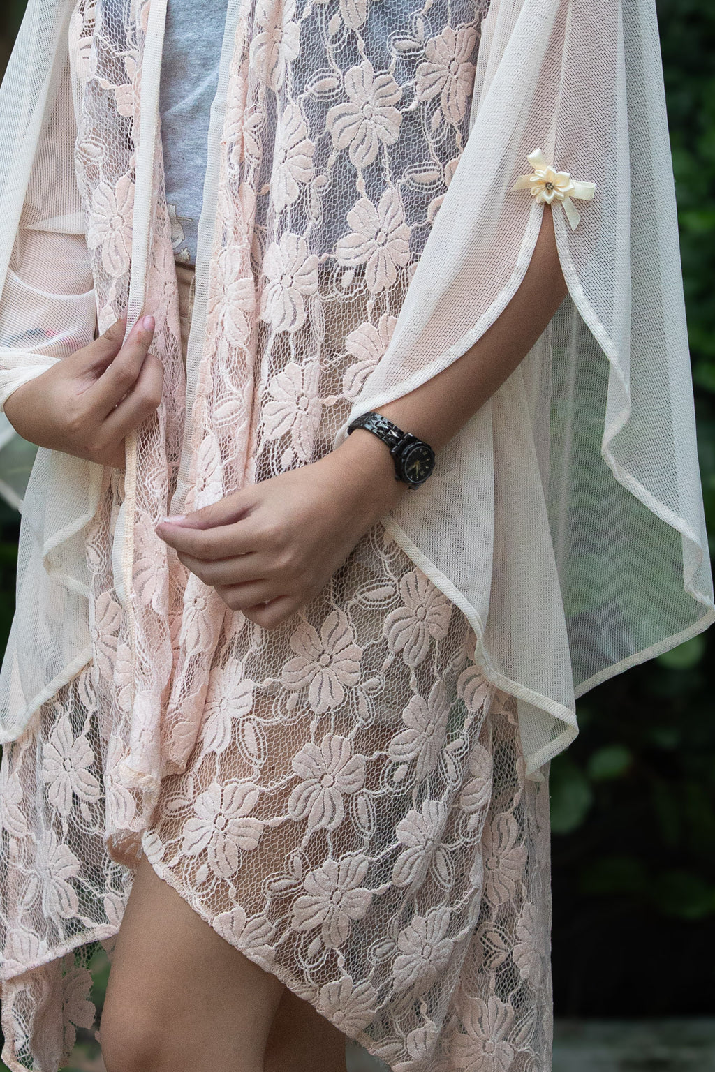 ✦ Cream Whispers – One-of-a-kind Soft & Airy Butterfly-Sleeved Peach Lace Kimono