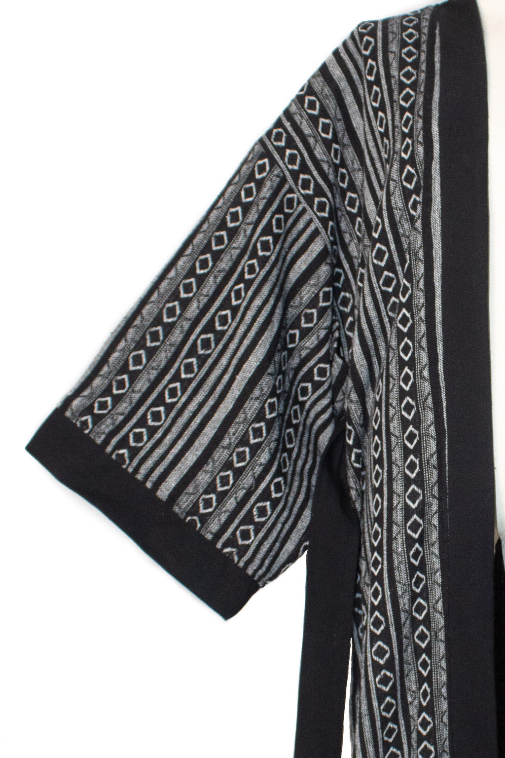 J507 - ✦ Ash Tide – Black and Grey Woven Kimono with Diamond Stripes