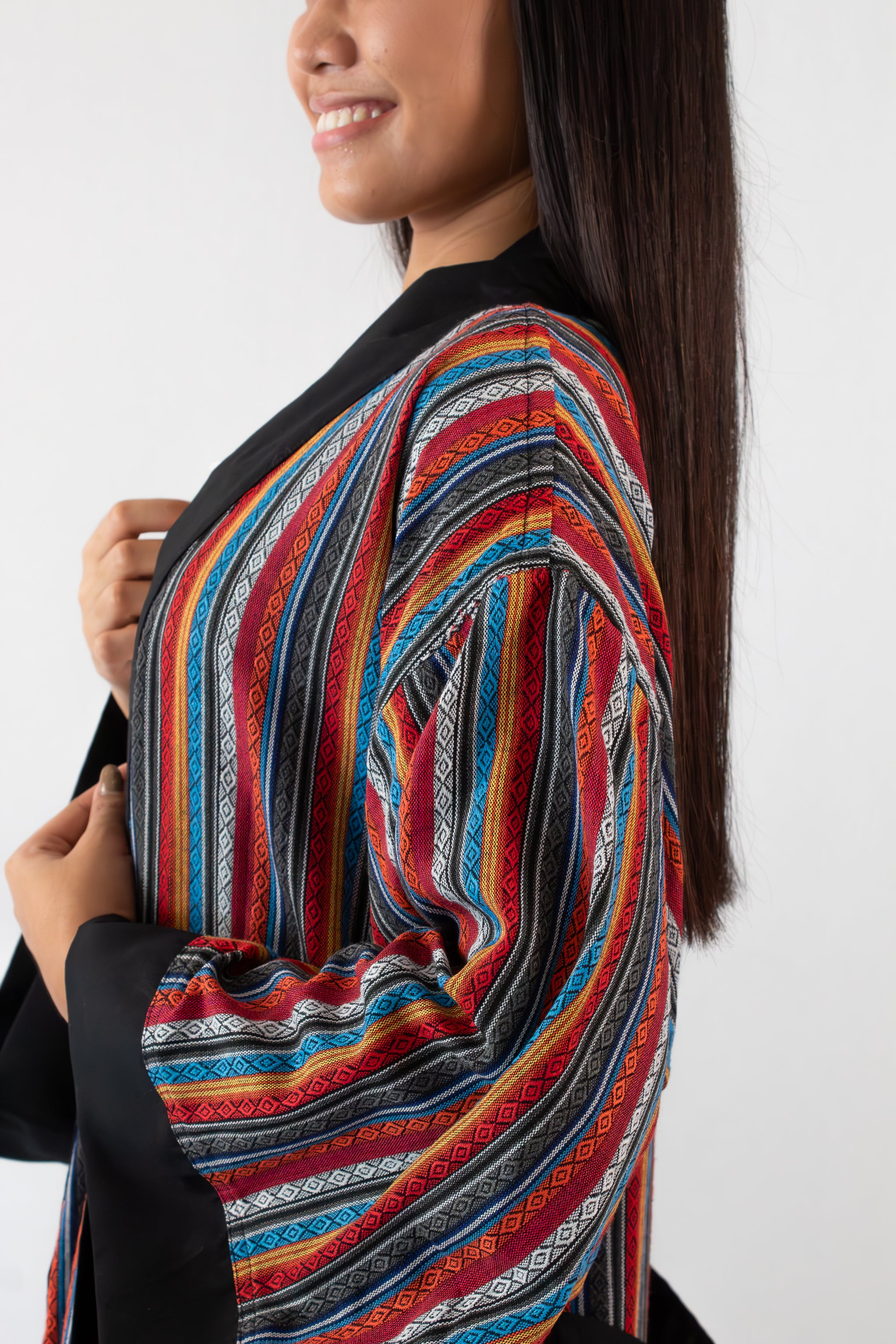 ✦ Ethnischer rautengewebter Kimono – „Kalayaan Diamonds“