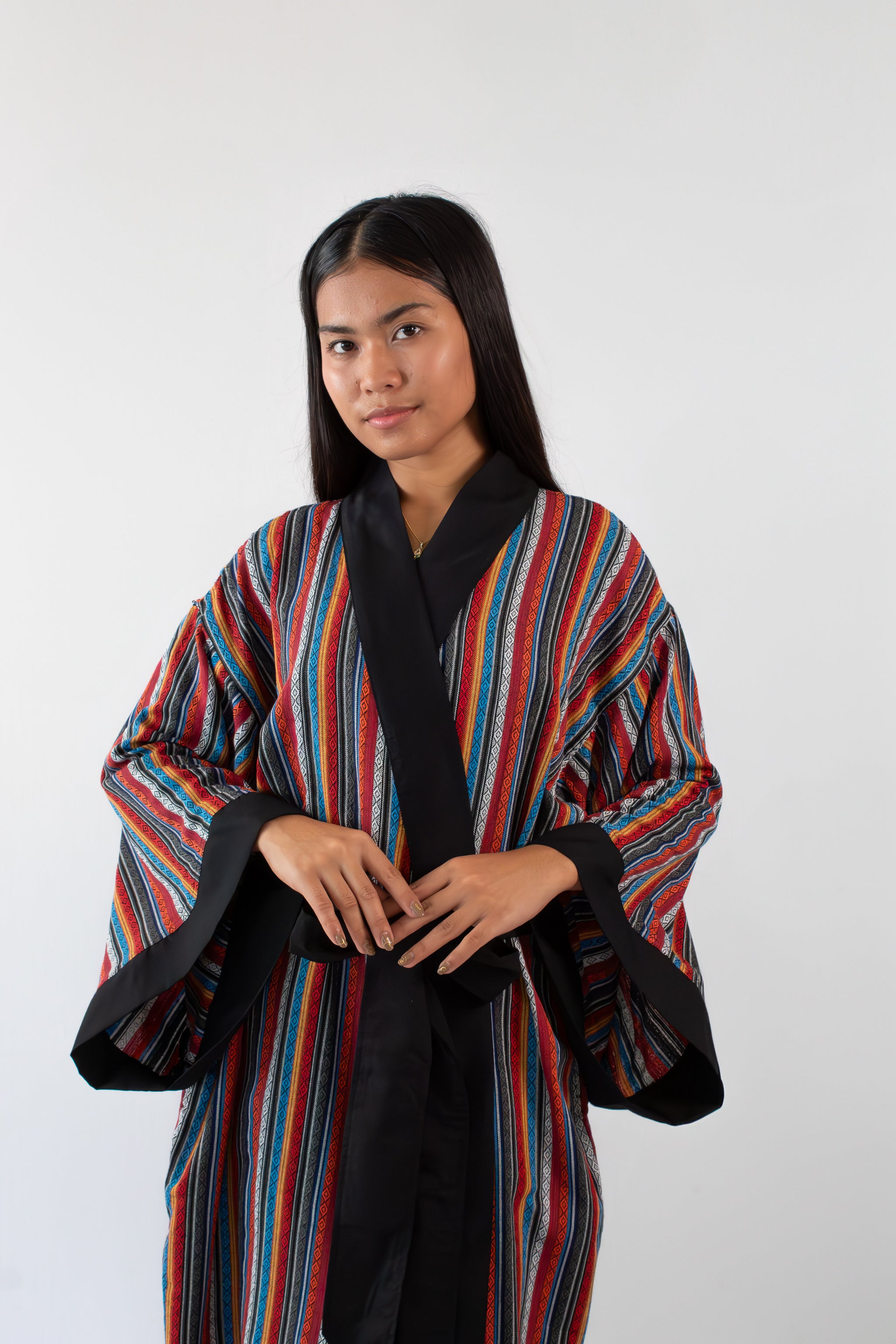 ✦ Ethnischer rautengewebter Kimono – „Kalayaan Diamonds“