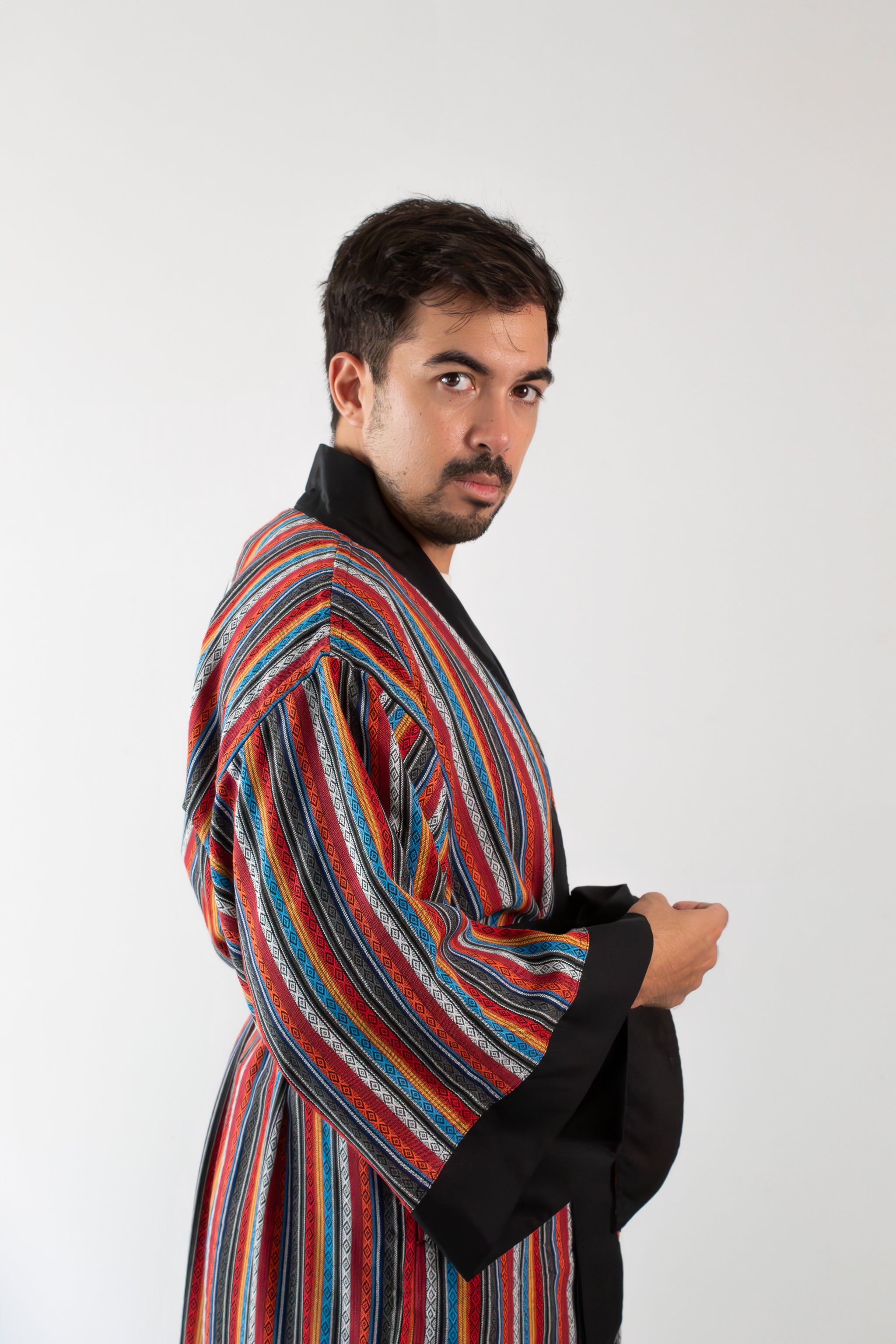 ✦ Ethnischer rautengewebter Kimono – „Kalayaan Diamonds“