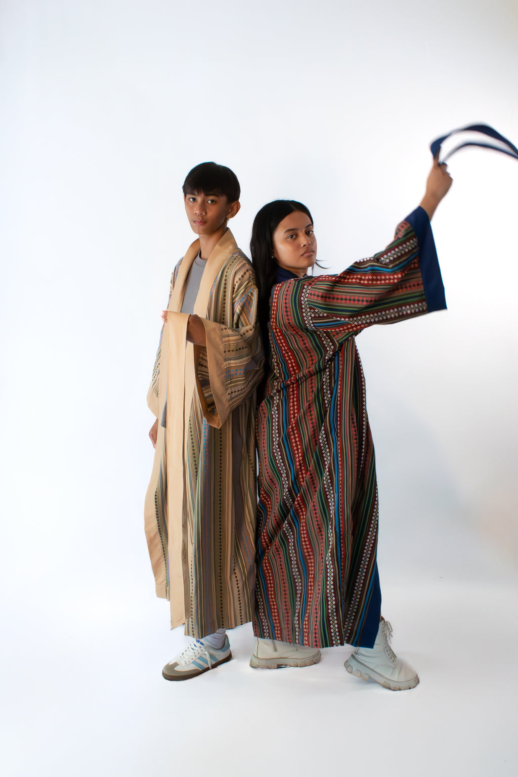 ✦ Quiapo Canvas - Wide & Sleek Ethnic Beige Kimono with Woven Cross Patterns