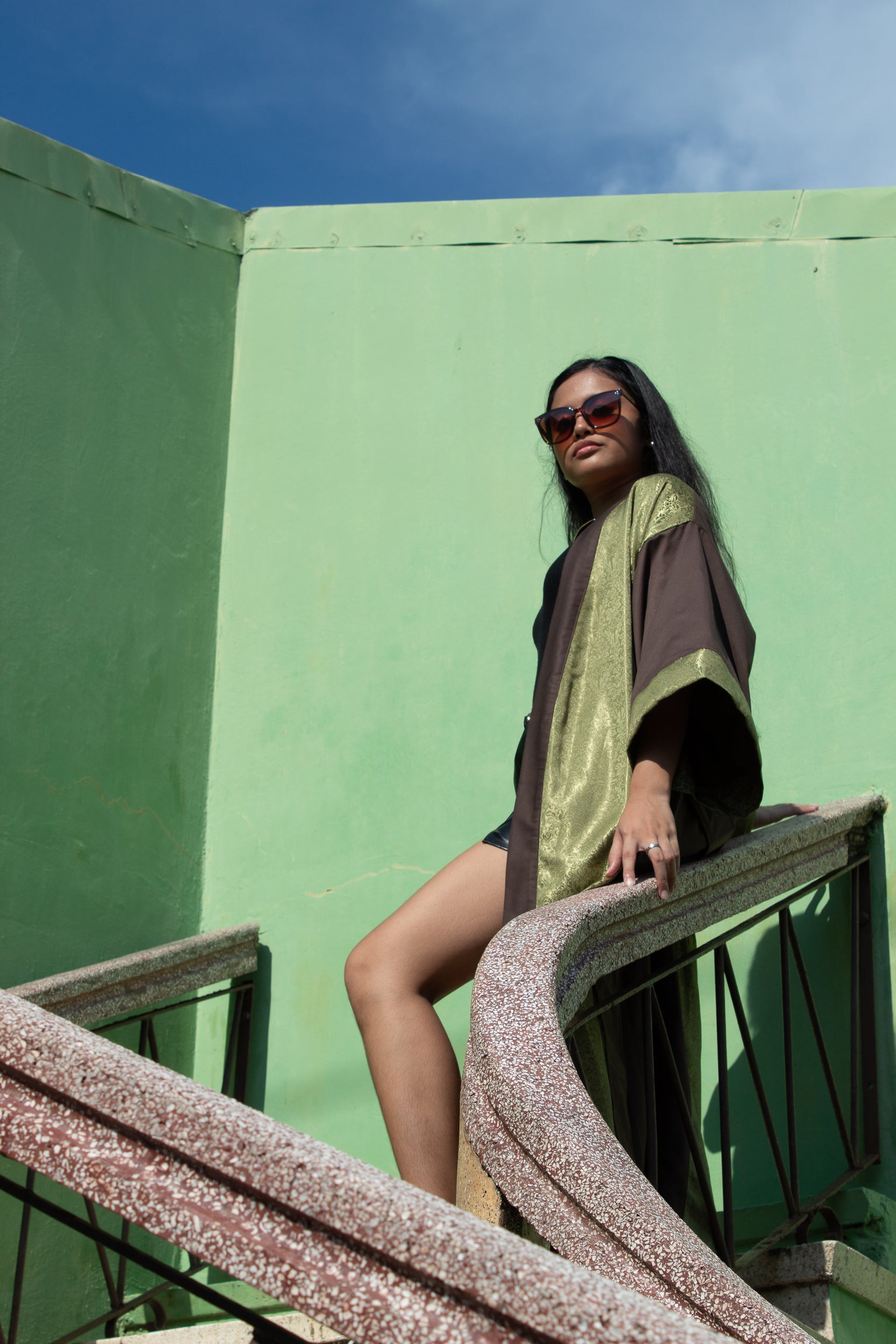 ✦ Root & Leaf - Brown and Shiny Olive Two-Toned Kimono with intricate Jacquard Pattern