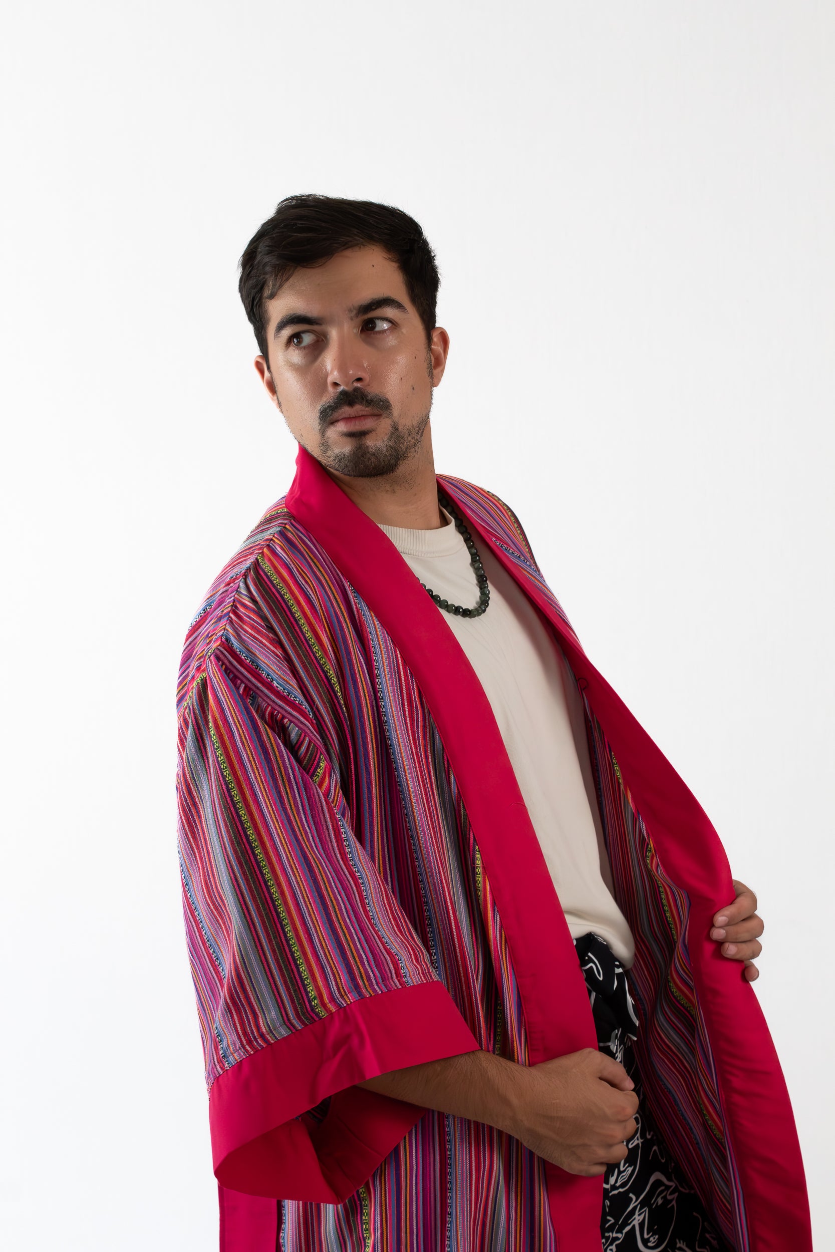 ✦ Trails of Emotions - Lebendiger und kräftiger farbenfroher Kimono im ethnischen Stil mit rosa Streifen