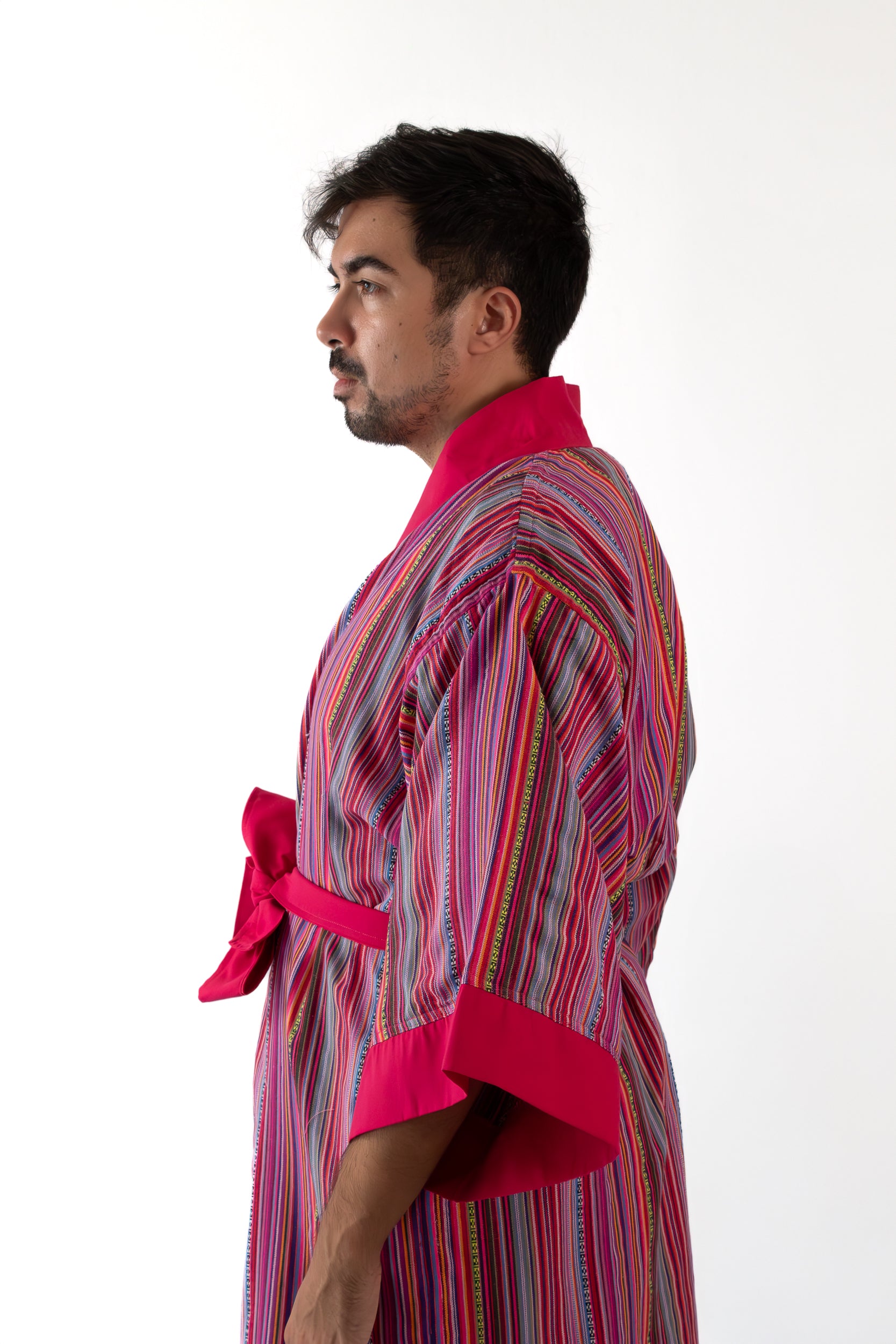 ✦ Trails of Emotions - Lebendiger und kräftiger farbenfroher Kimono im ethnischen Stil mit rosa Streifen