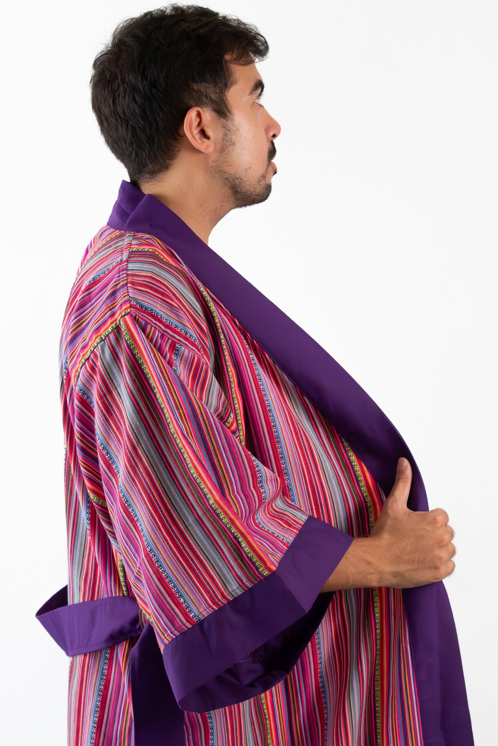✦ Trails of Emotions - Lebendiger und kräftiger farbenfroher Kimono im ethnischen Stil mit rosa Streifen