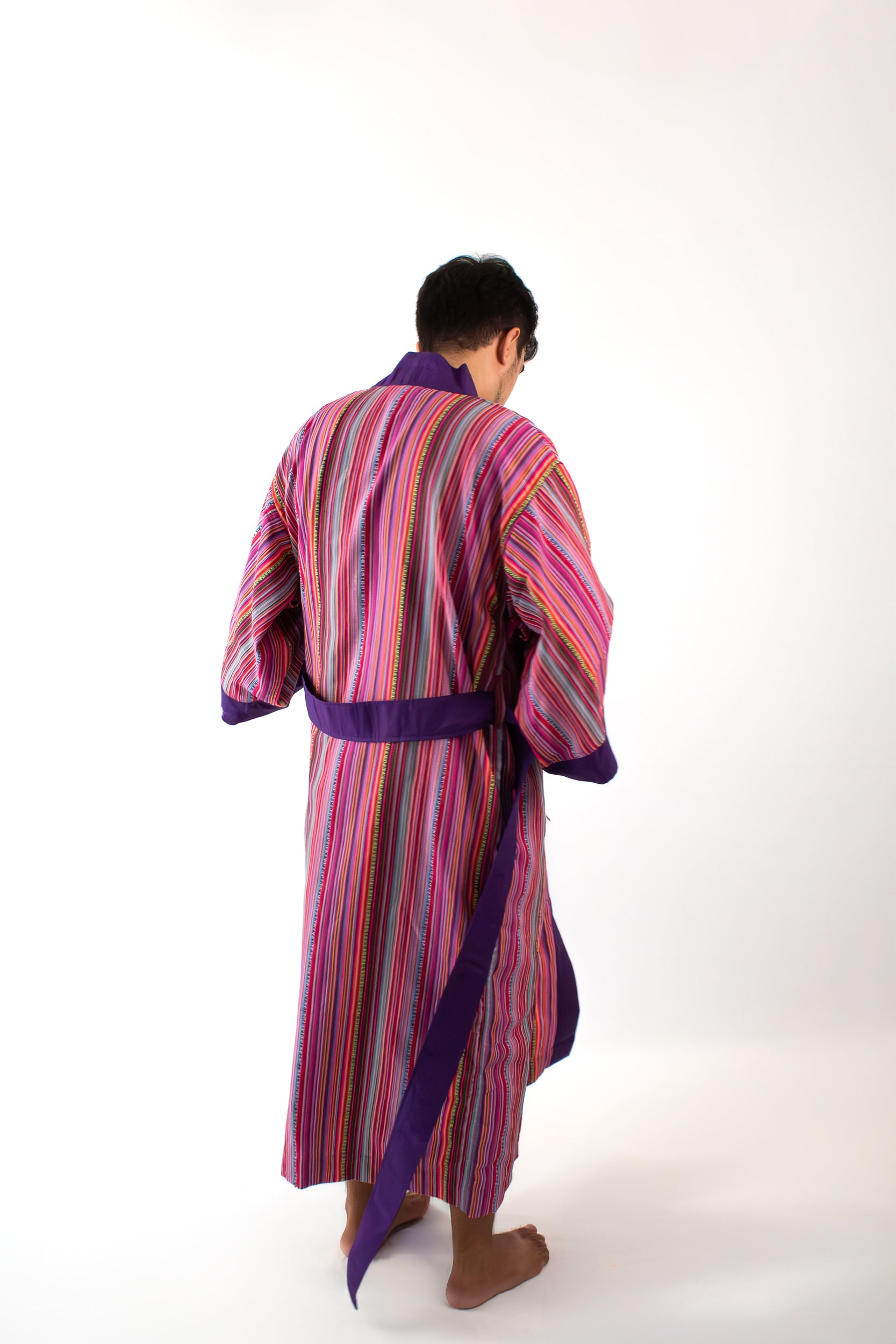 ✦ Trails of Emotions - Lebendiger und kräftiger farbenfroher Kimono im ethnischen Stil mit rosa Streifen