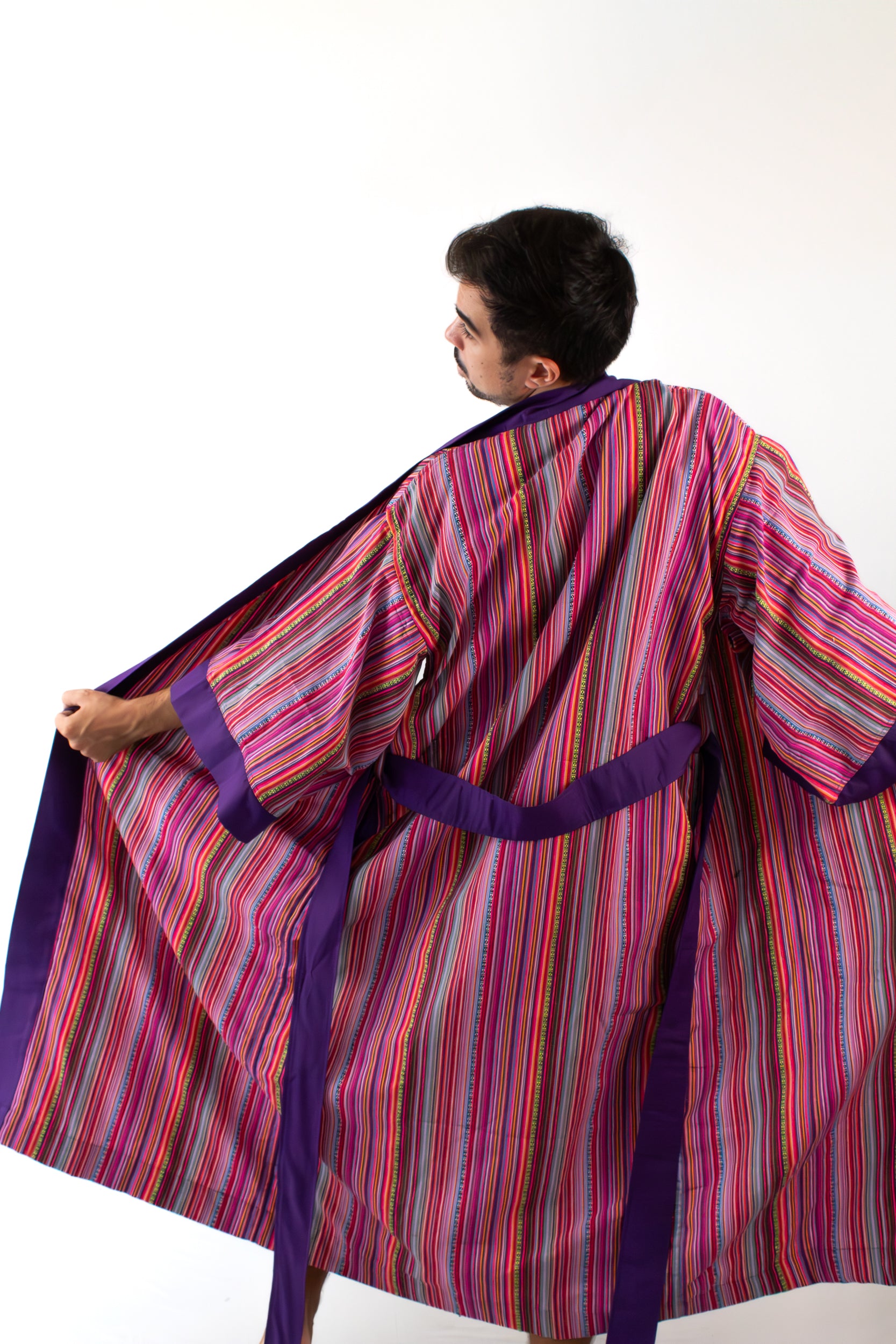 ✦ Trails of Emotions - Lebendiger und kräftiger farbenfroher Kimono im ethnischen Stil mit rosa Streifen