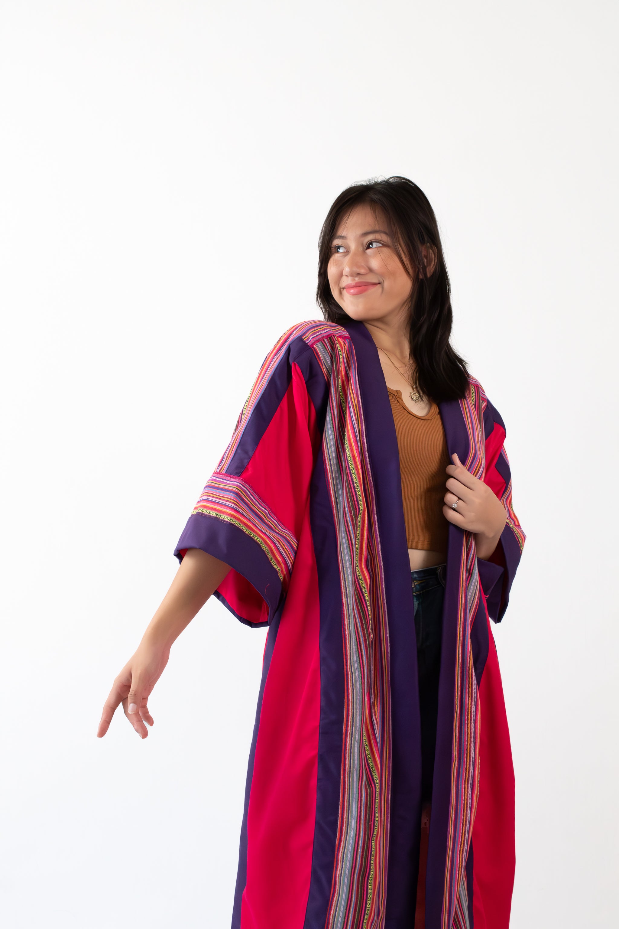 ✦ Violet Hour - Aufregender ethnischer Kimono mit halblangen Ärmeln in Fuchsia und Lila