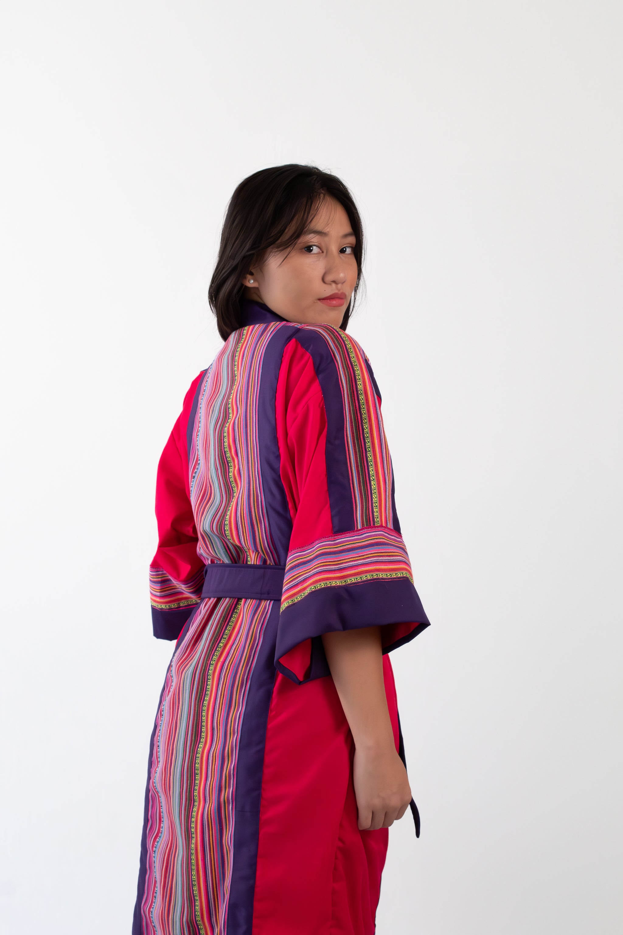 ✦ Violet Hour - Aufregender ethnischer Kimono mit halblangen Ärmeln in Fuchsia und Lila