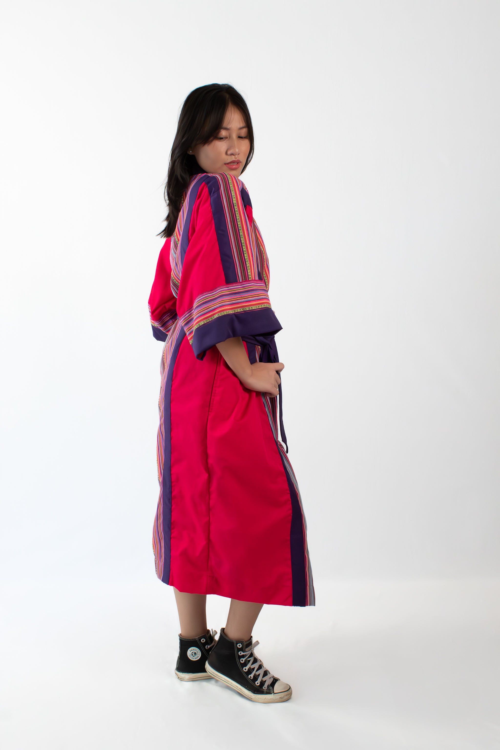 ✦ Violet Hour - Aufregender ethnischer Kimono mit halblangen Ärmeln in Fuchsia und Lila