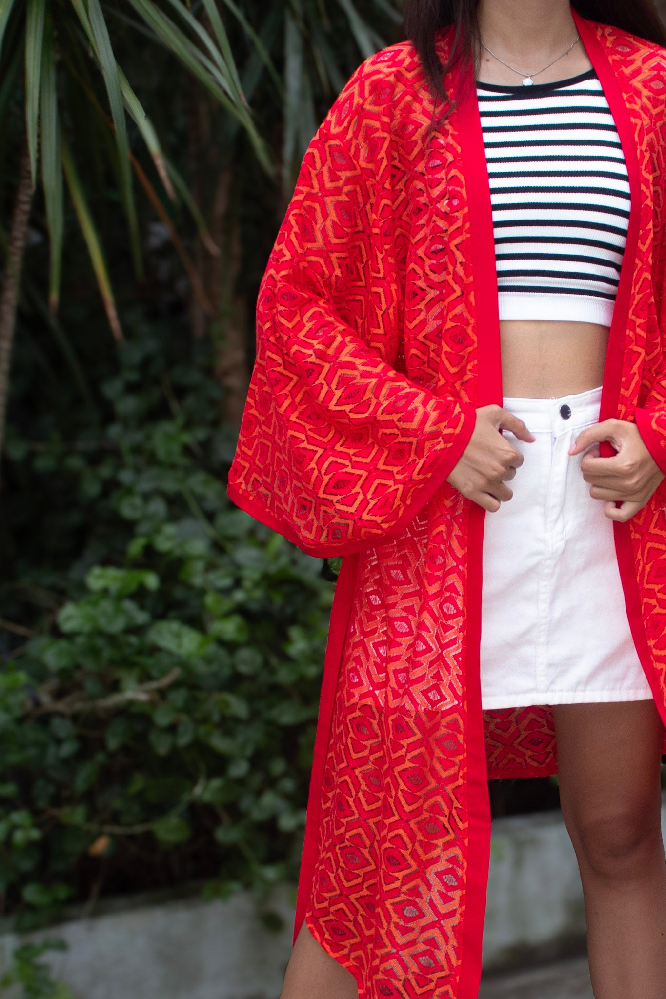 ✦ Ember Dream – Geometric Fierce Red Lace Kimono with Rich Crimson Edge