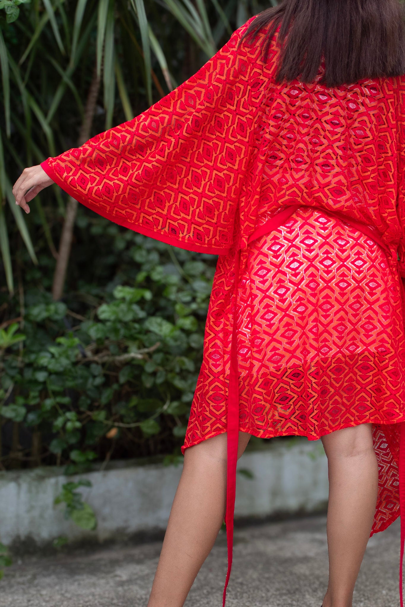 ✦ Ember Dream – Geometric Fierce Red Lace Kimono with Rich Crimson Edge