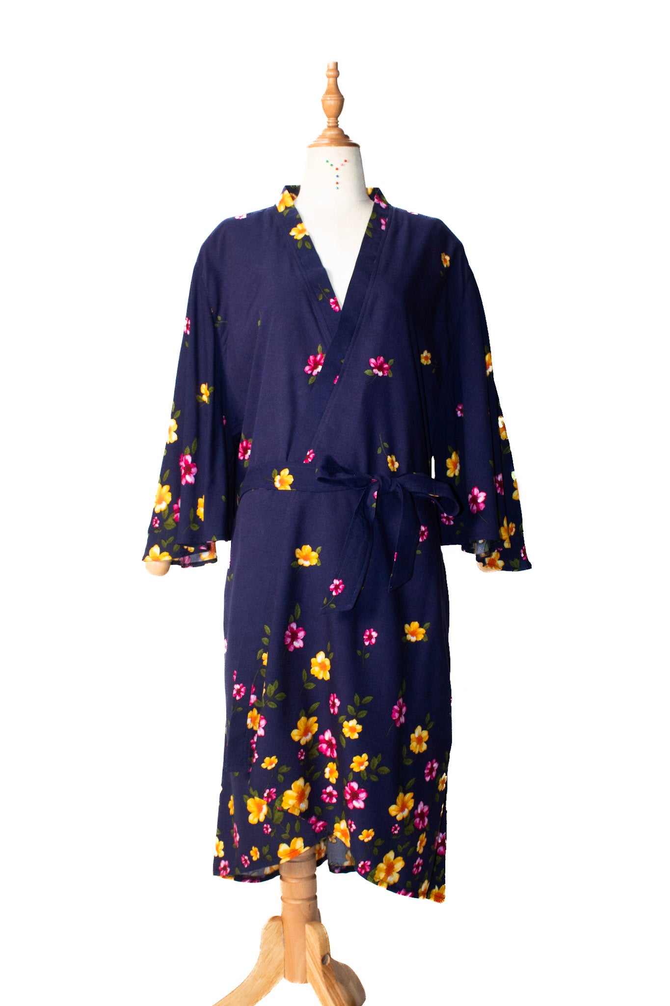 ✦ Midnight Petal Butterfly – Super Soft Navy Blue Floral Cotton Kimono with Butterfly-Sleeves